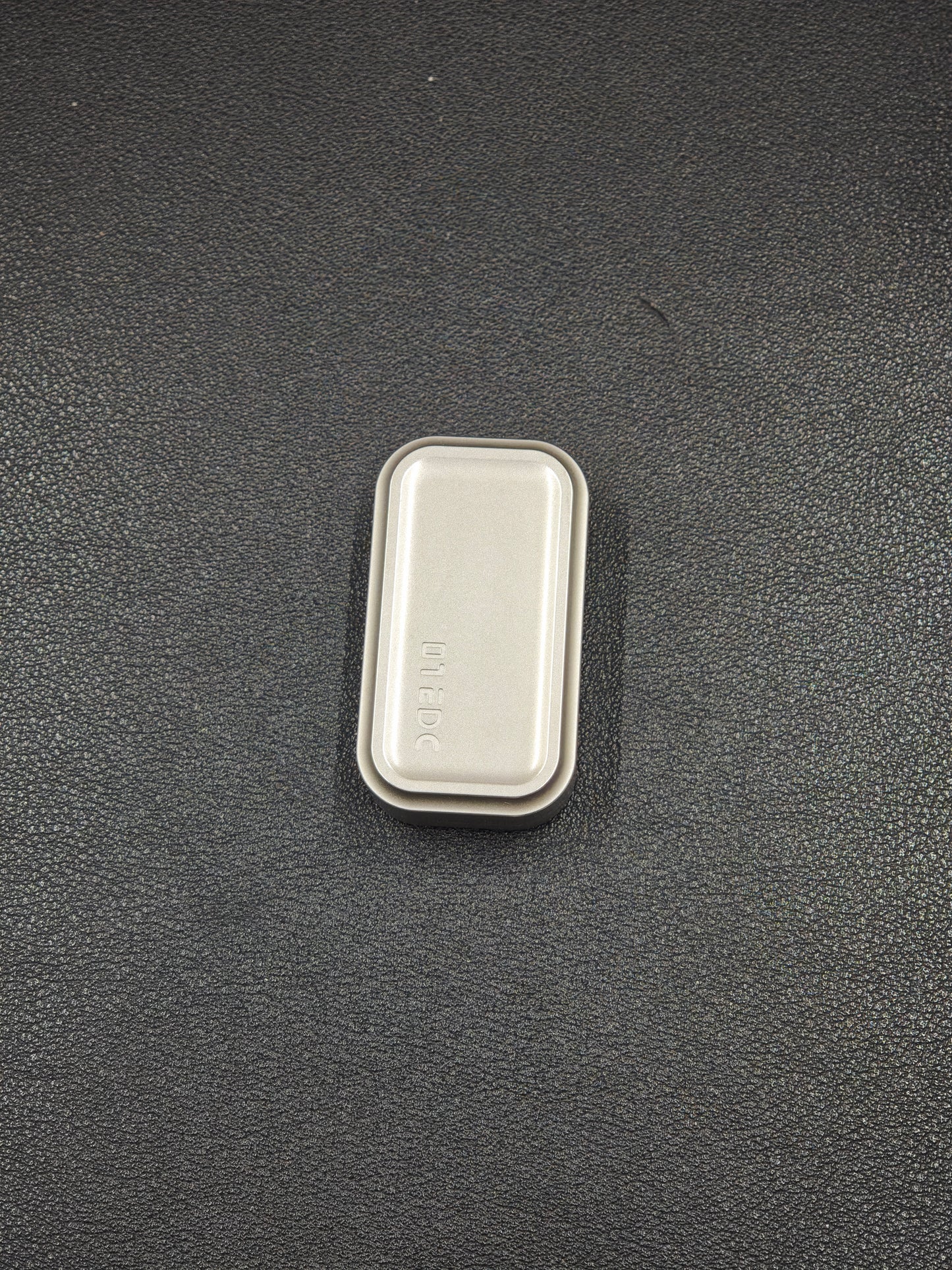 Magnet Feel Stainless Steel Stonewashed