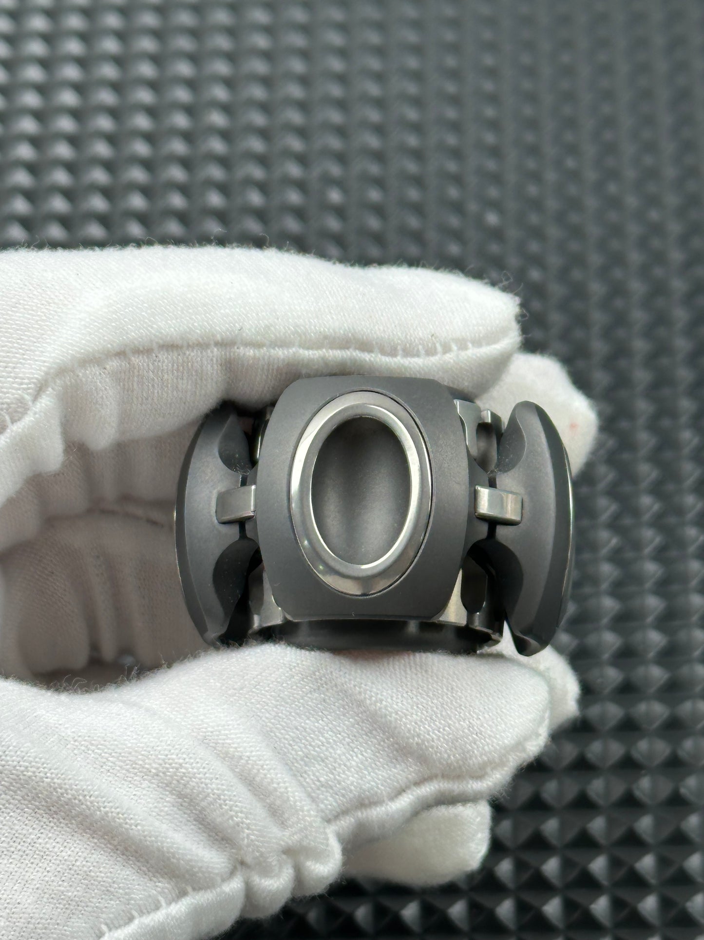 Noiz O Zirconium Limited Edition