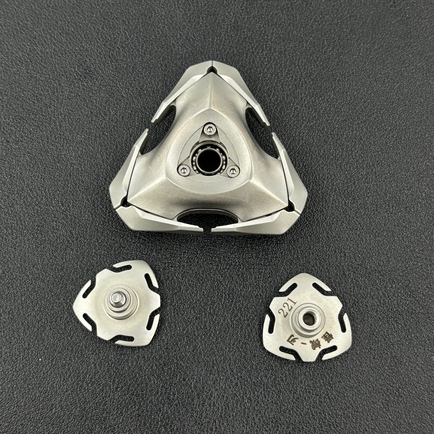 Blade Titanium