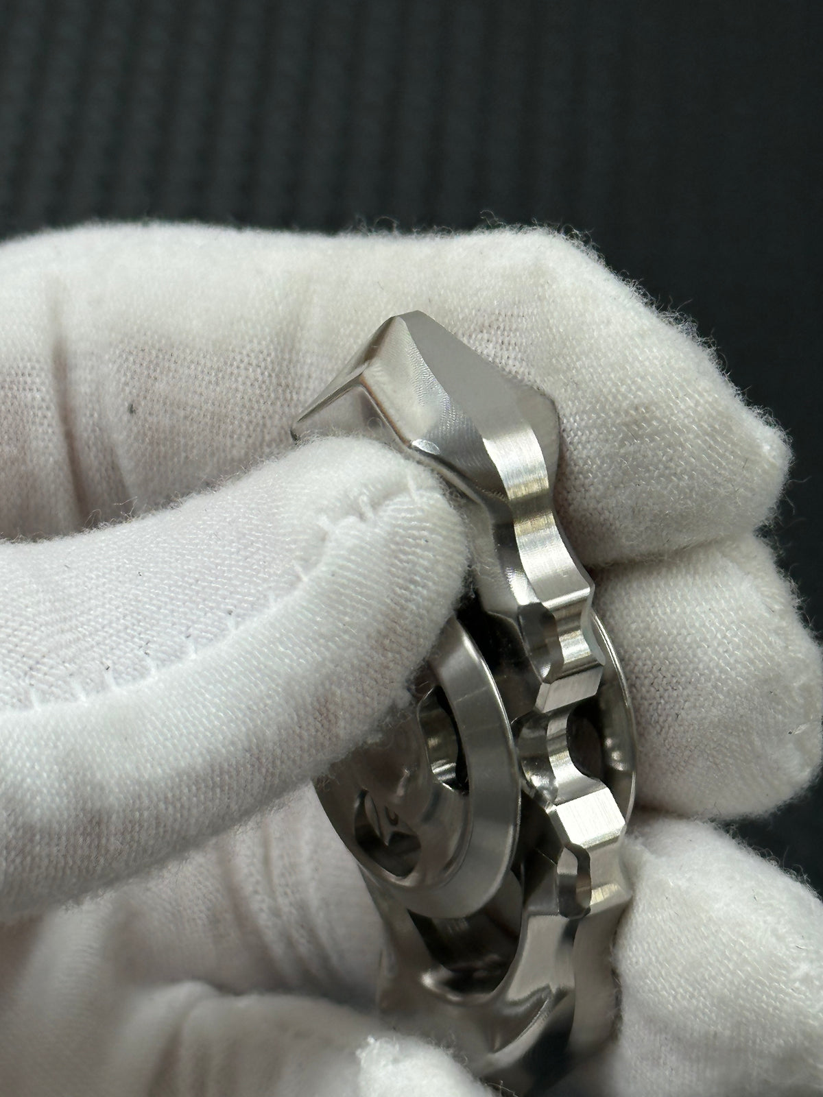 Thorns And Fog Stainless Steel Machine Finished