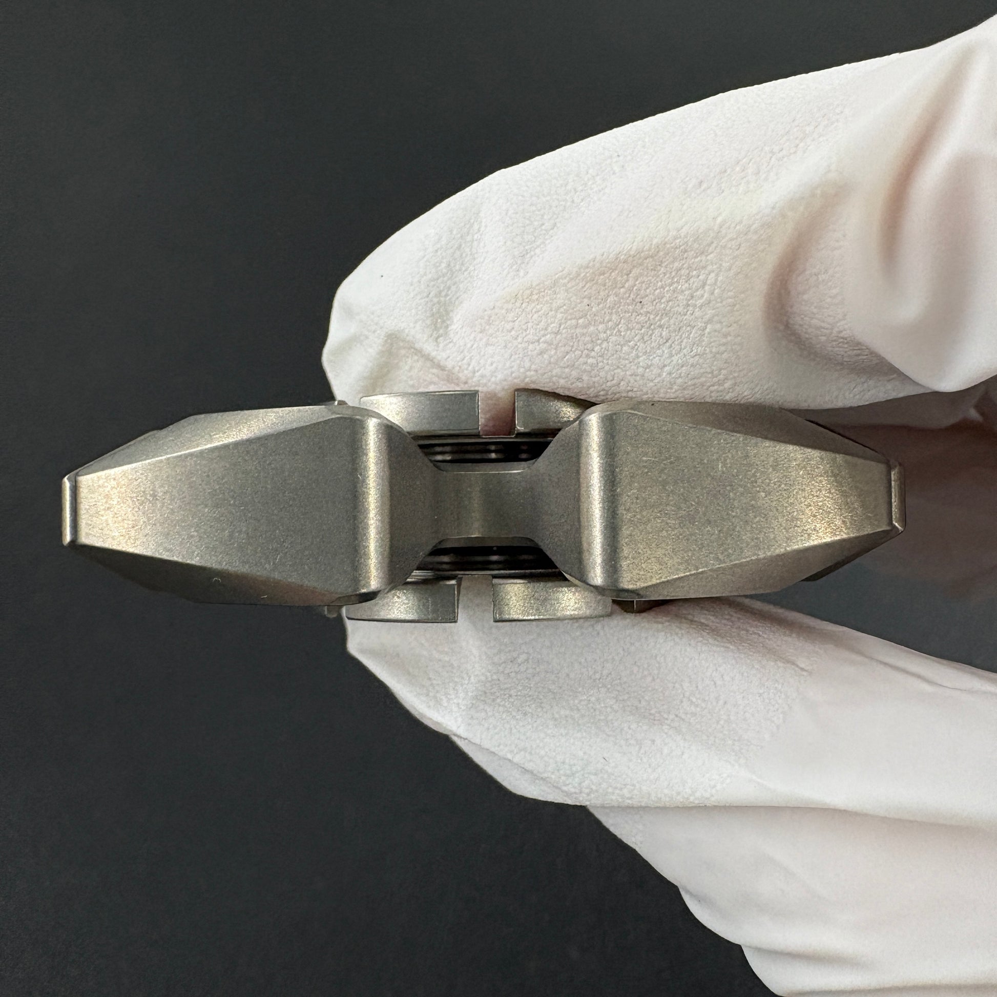 Scorpio Bearing Cap Titanium