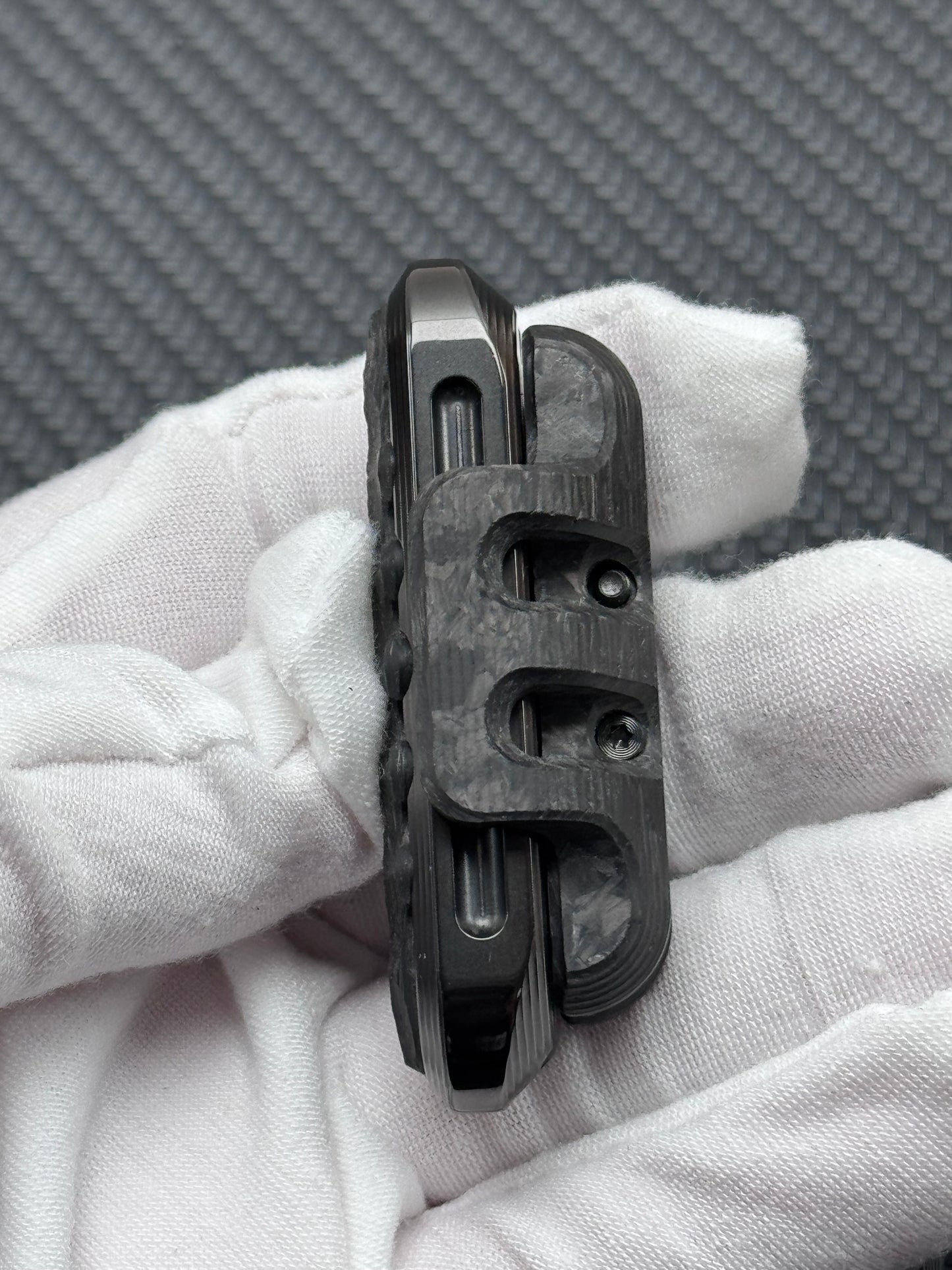 EXOSKELETON Carbon Fiber Bone Core