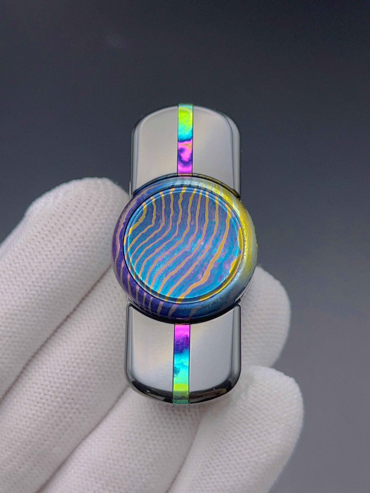 Floating Shadow Max Zirconium