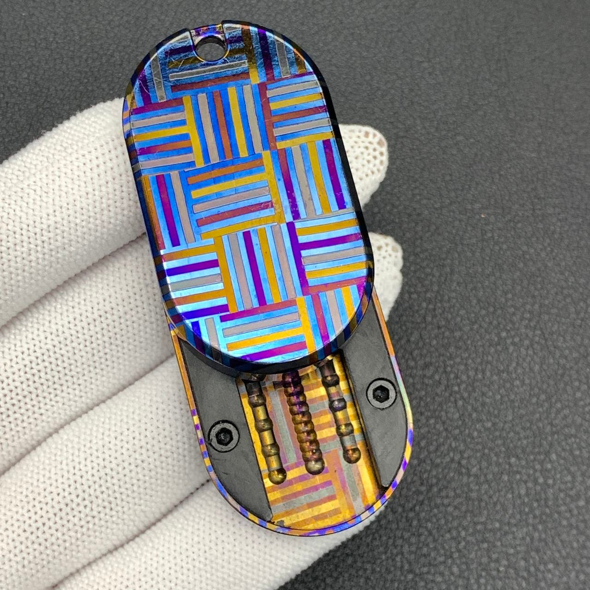 F2 Zircuti