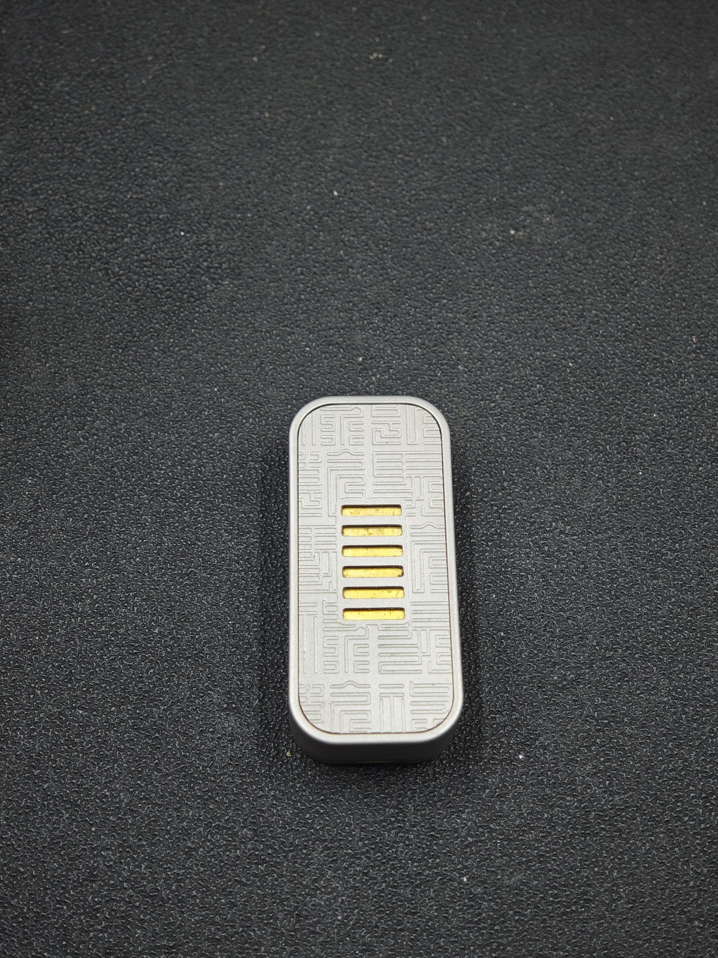 Wuji Slider Stainless Steel