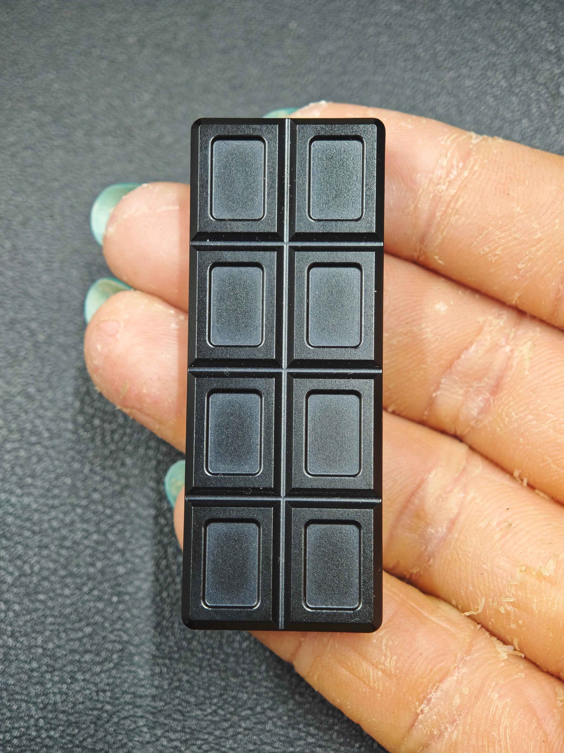 01EDC Ultra-Thin Wafer Slider Aluminum