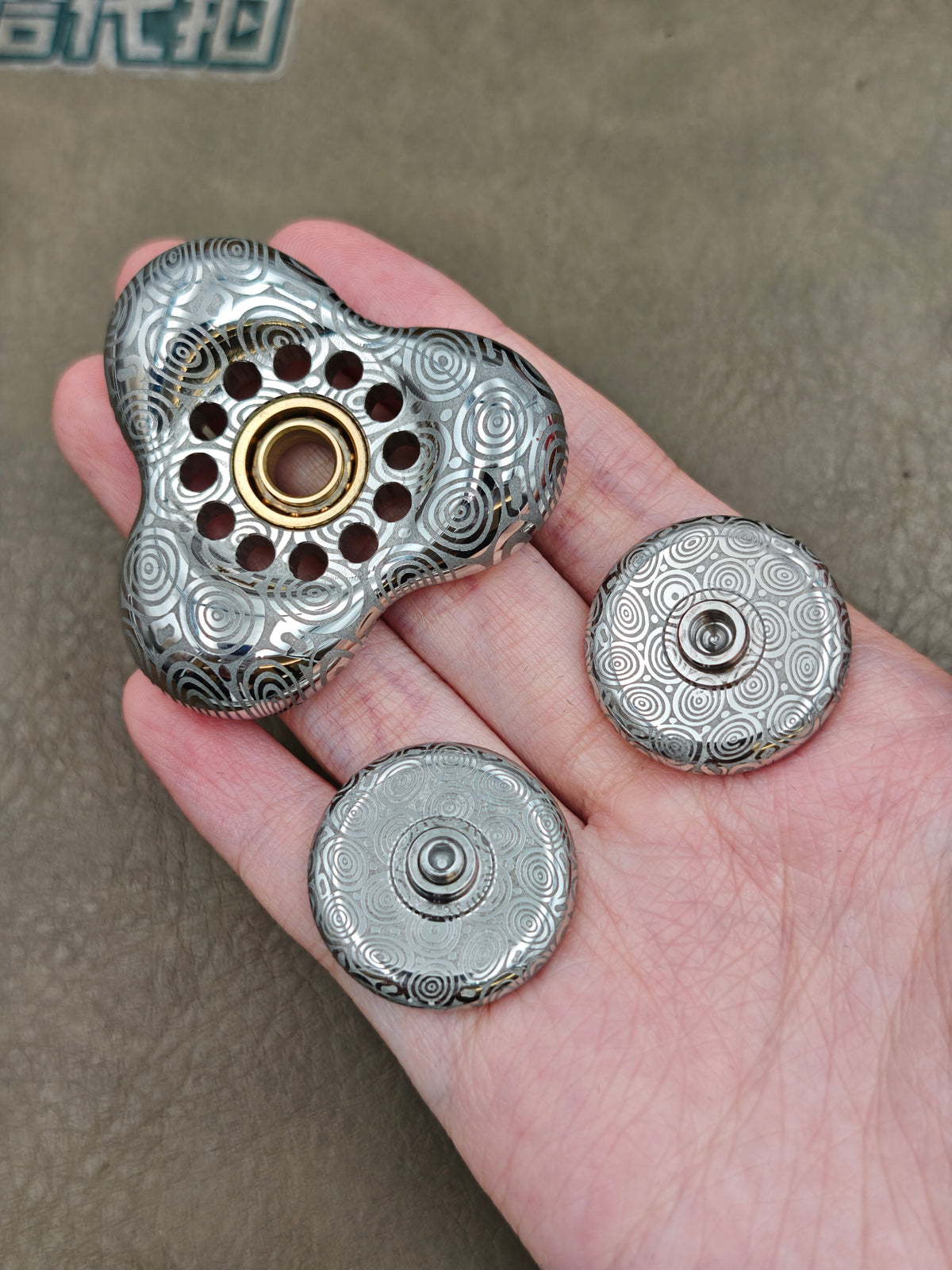 Three-Leaf Cell Damasteel