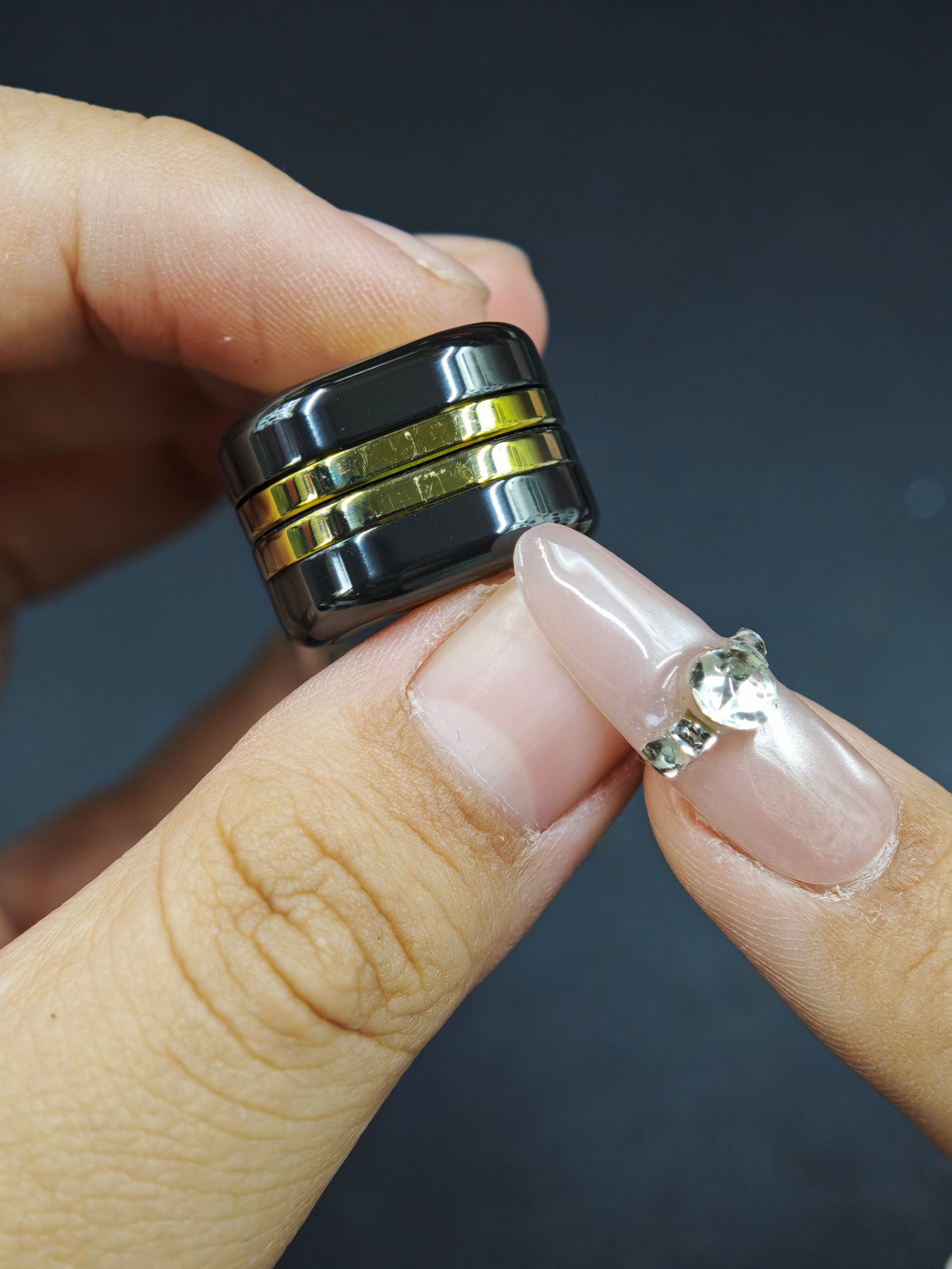Q Mechanical Zirconium Engraved