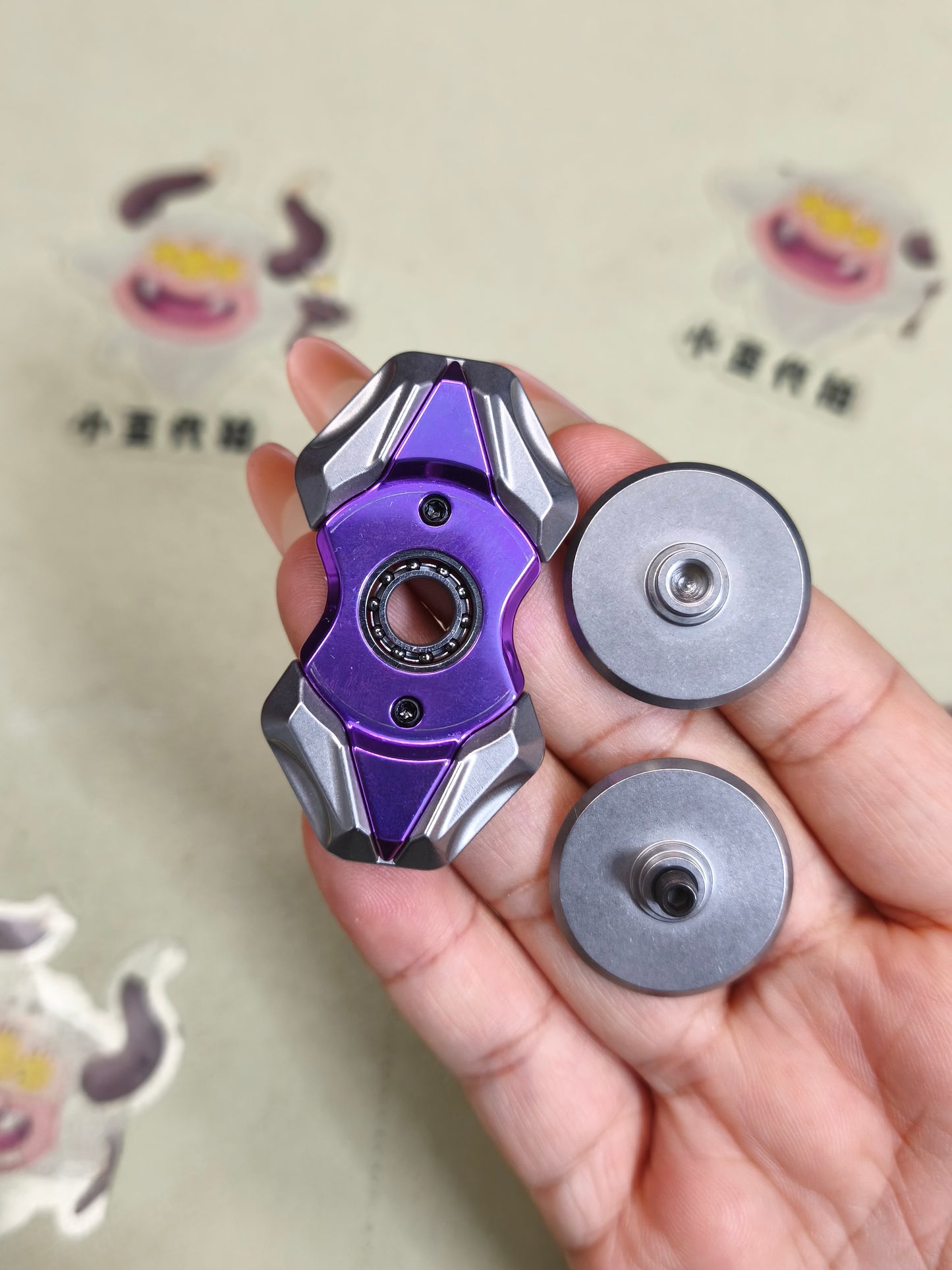 Spin Titanium Anodized