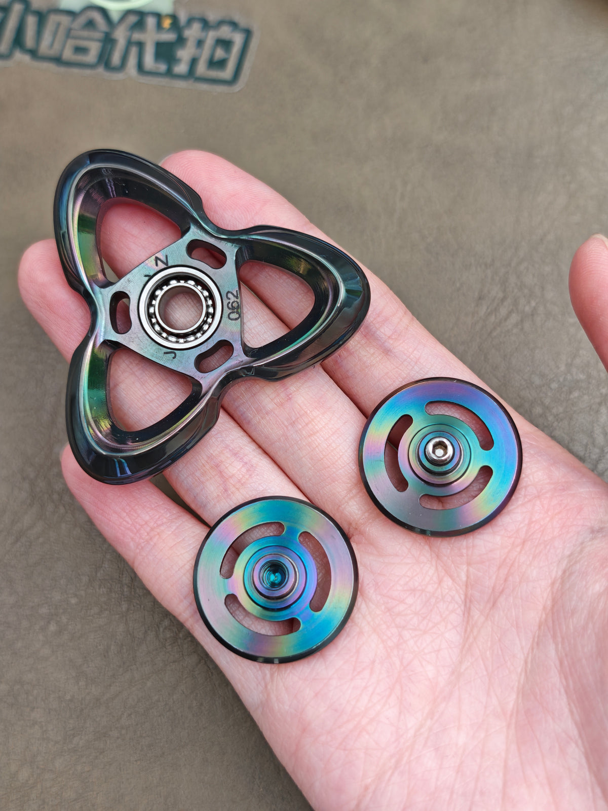 Cat's Eye Zirconium Oil Slick