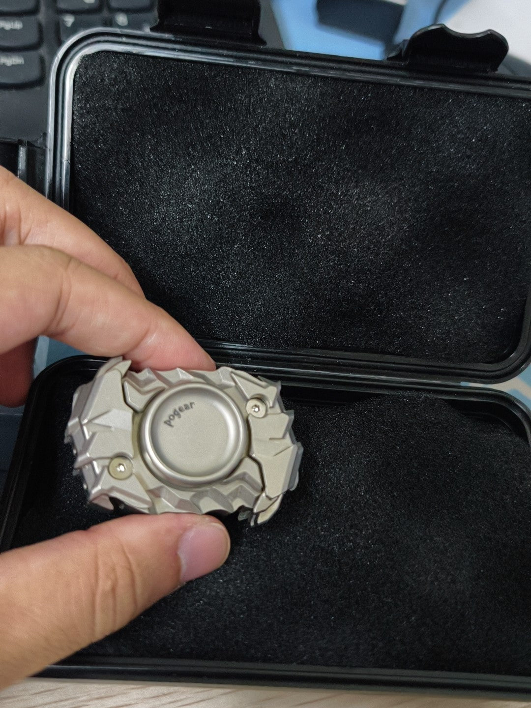 Qiongqi Titanium