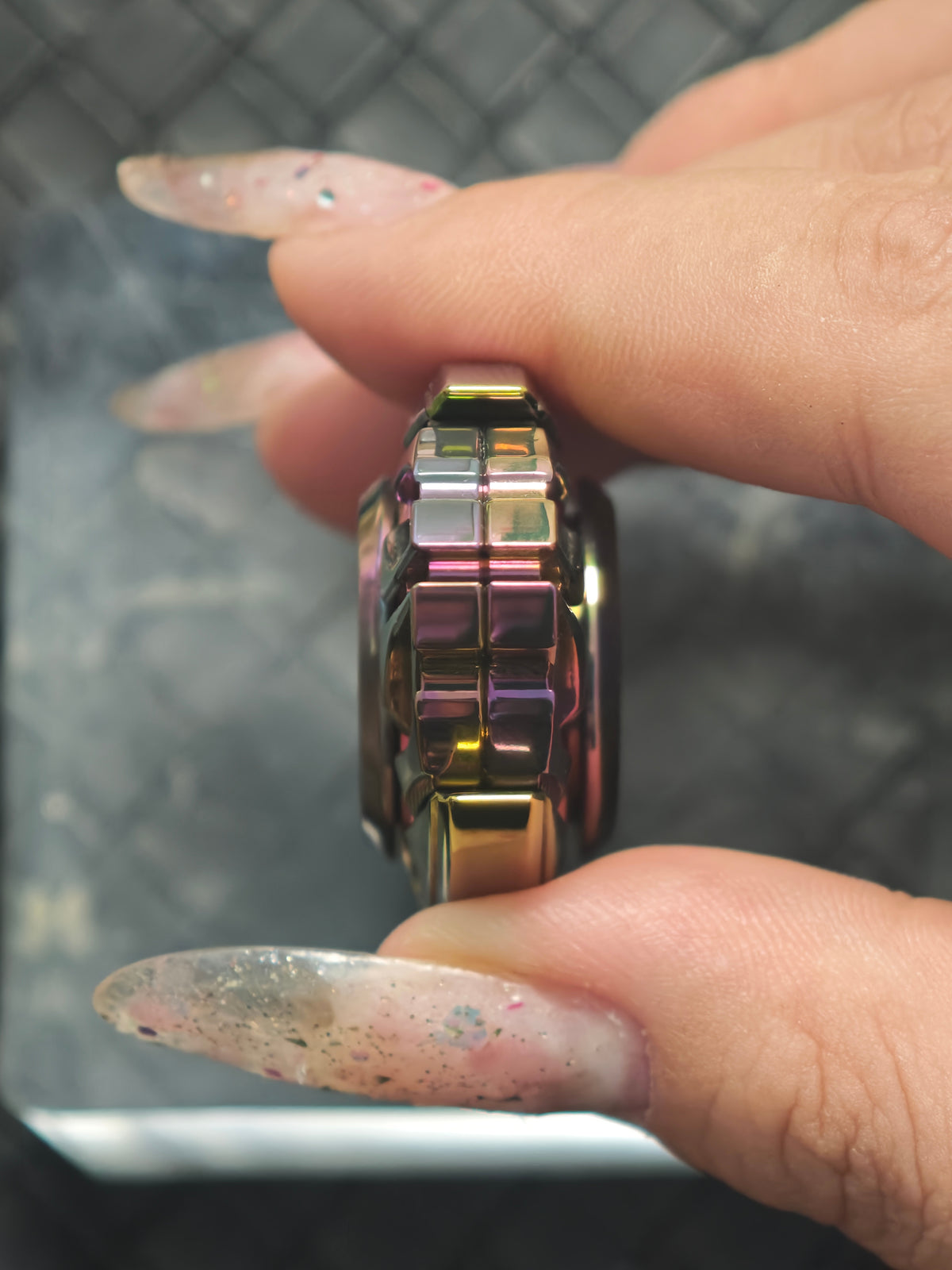 Dark Shell Opening Zirconium