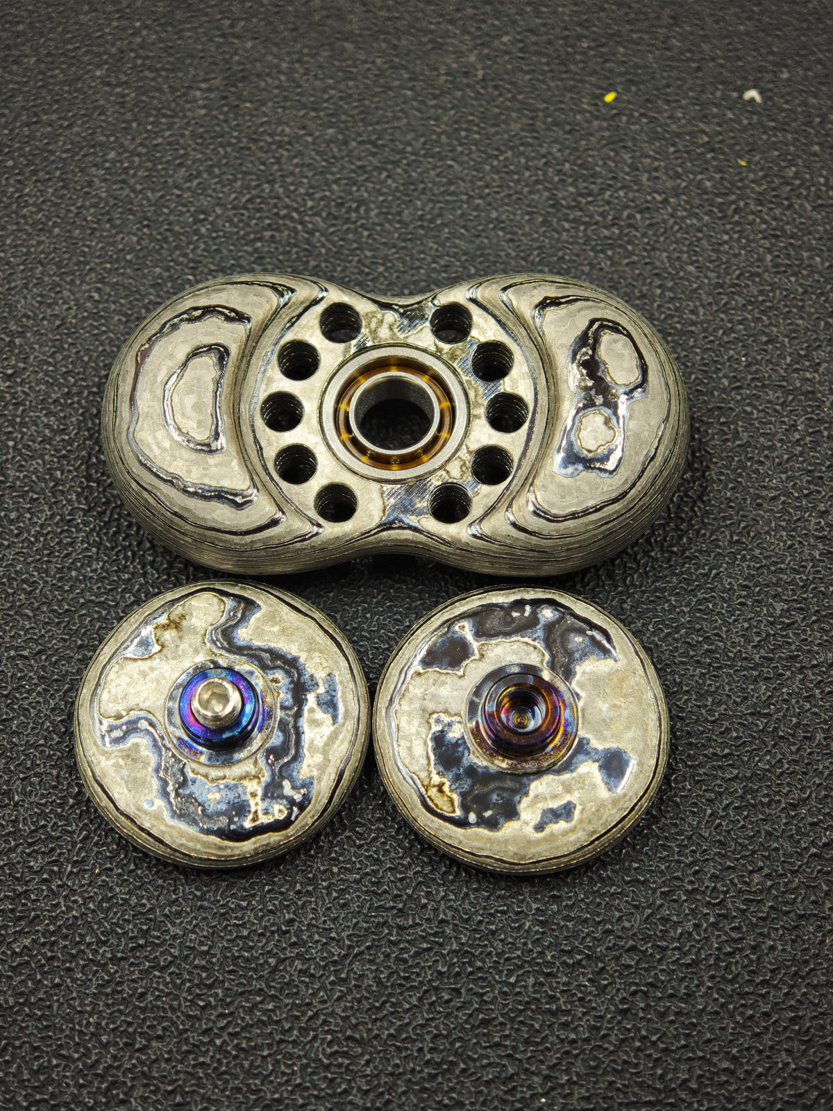 Two-Leaf Cell Zircuti Color-Anodized