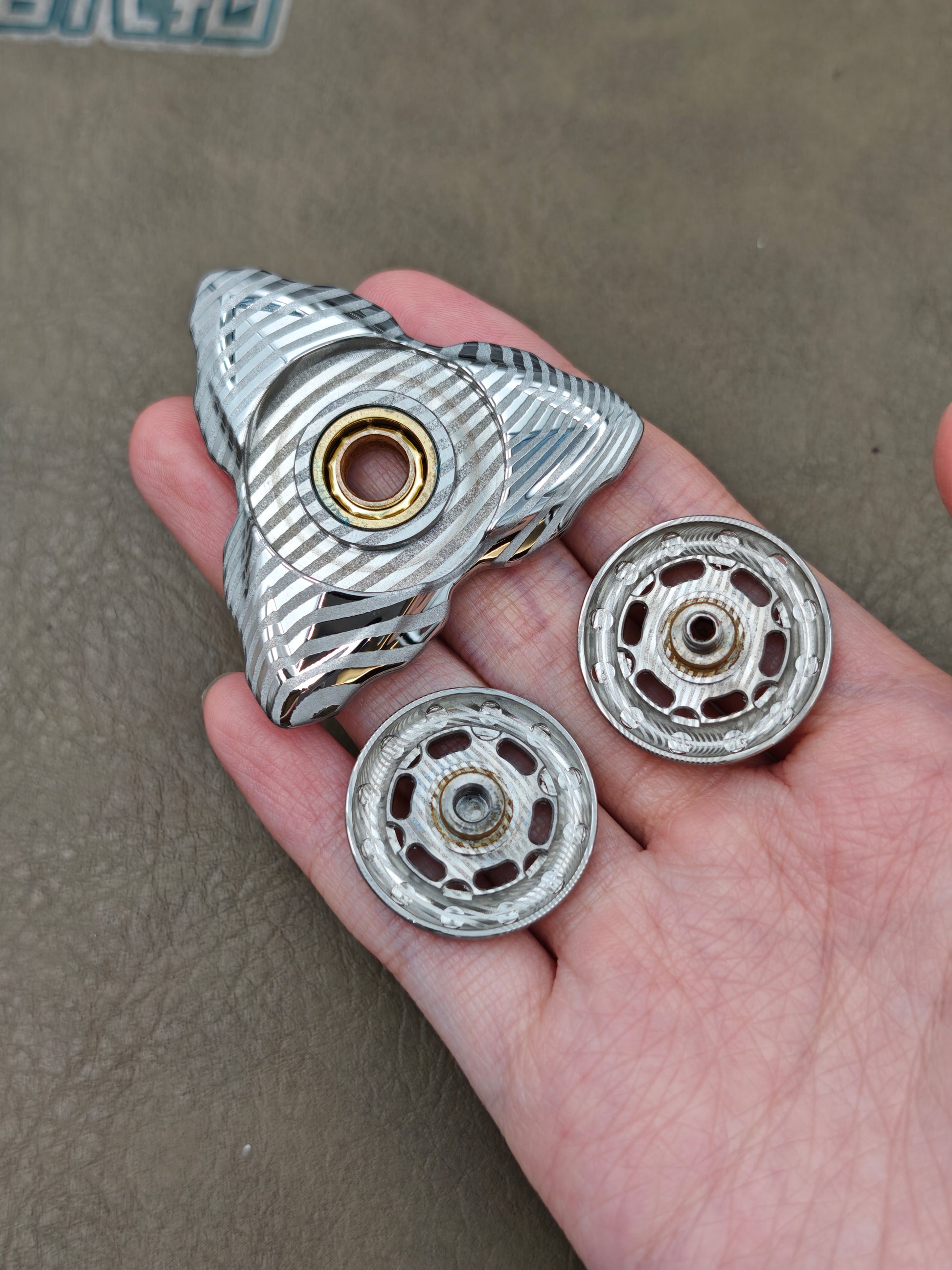 Dragon God Maru XL Damasteel