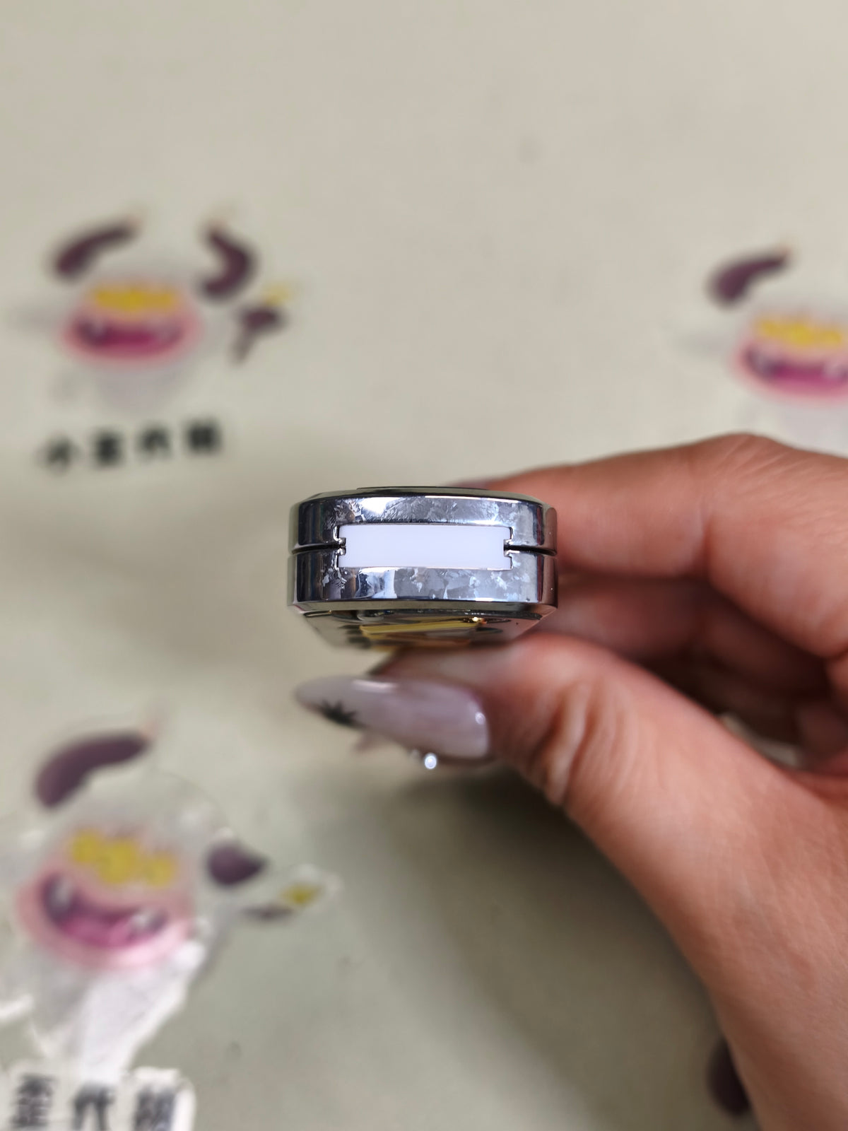 Razor Edge Crystallized Titanium