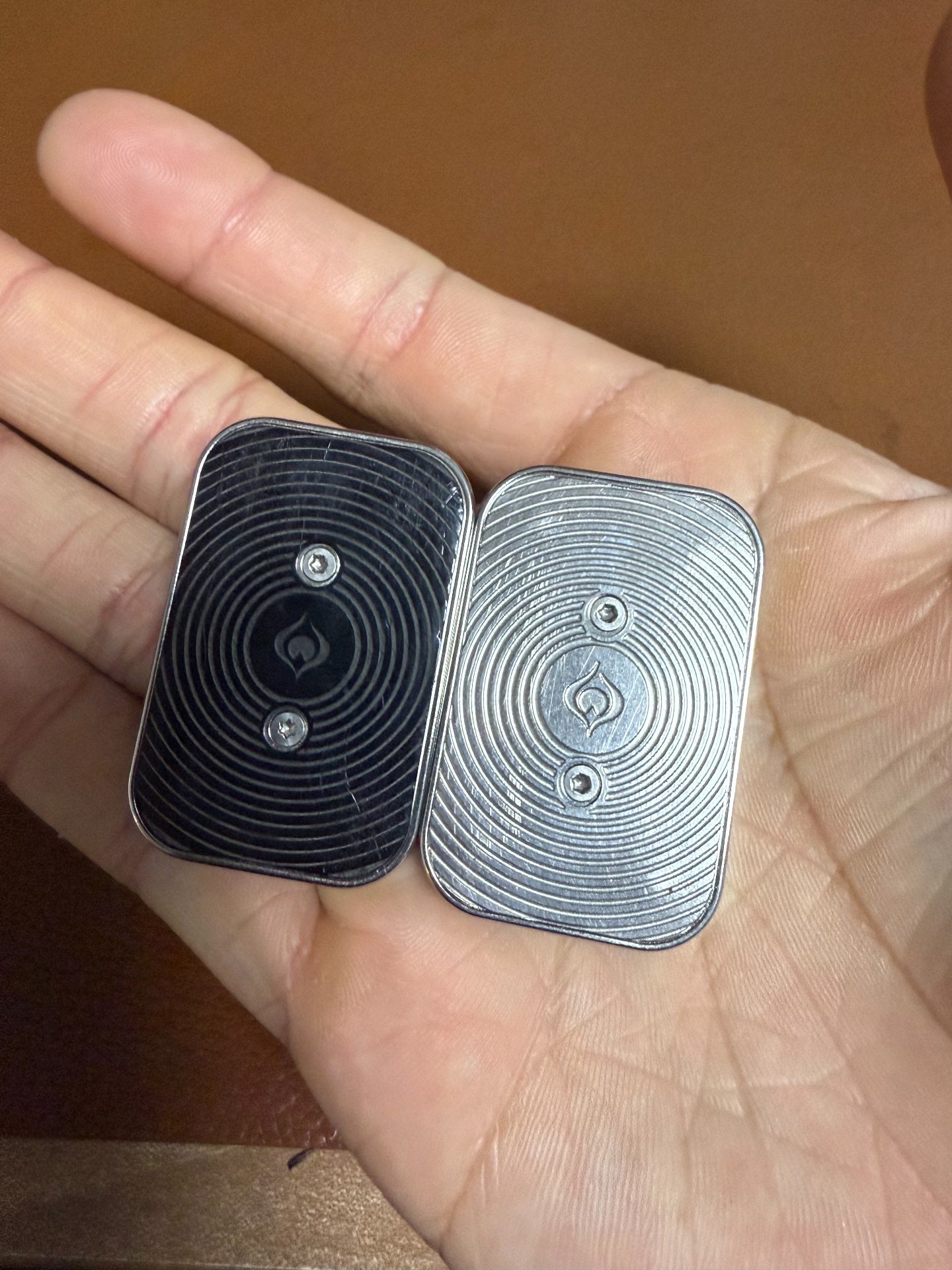 Aura Sand Stainless Steel