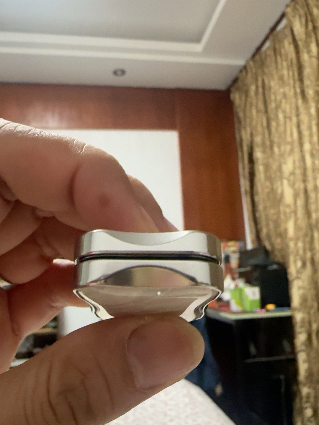 Aura Sand Stainless Steel
