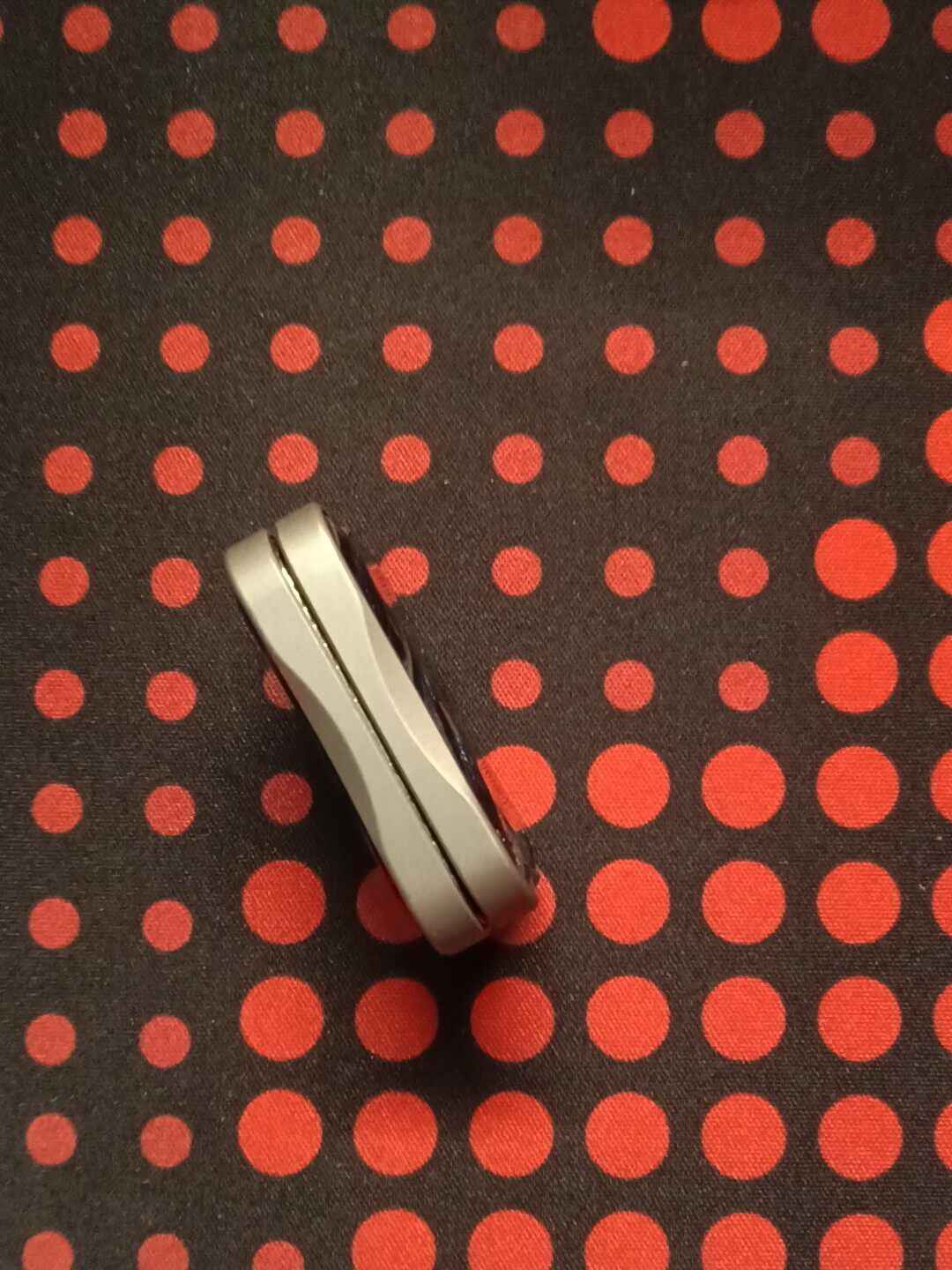 Aura Sand Stainless Steel