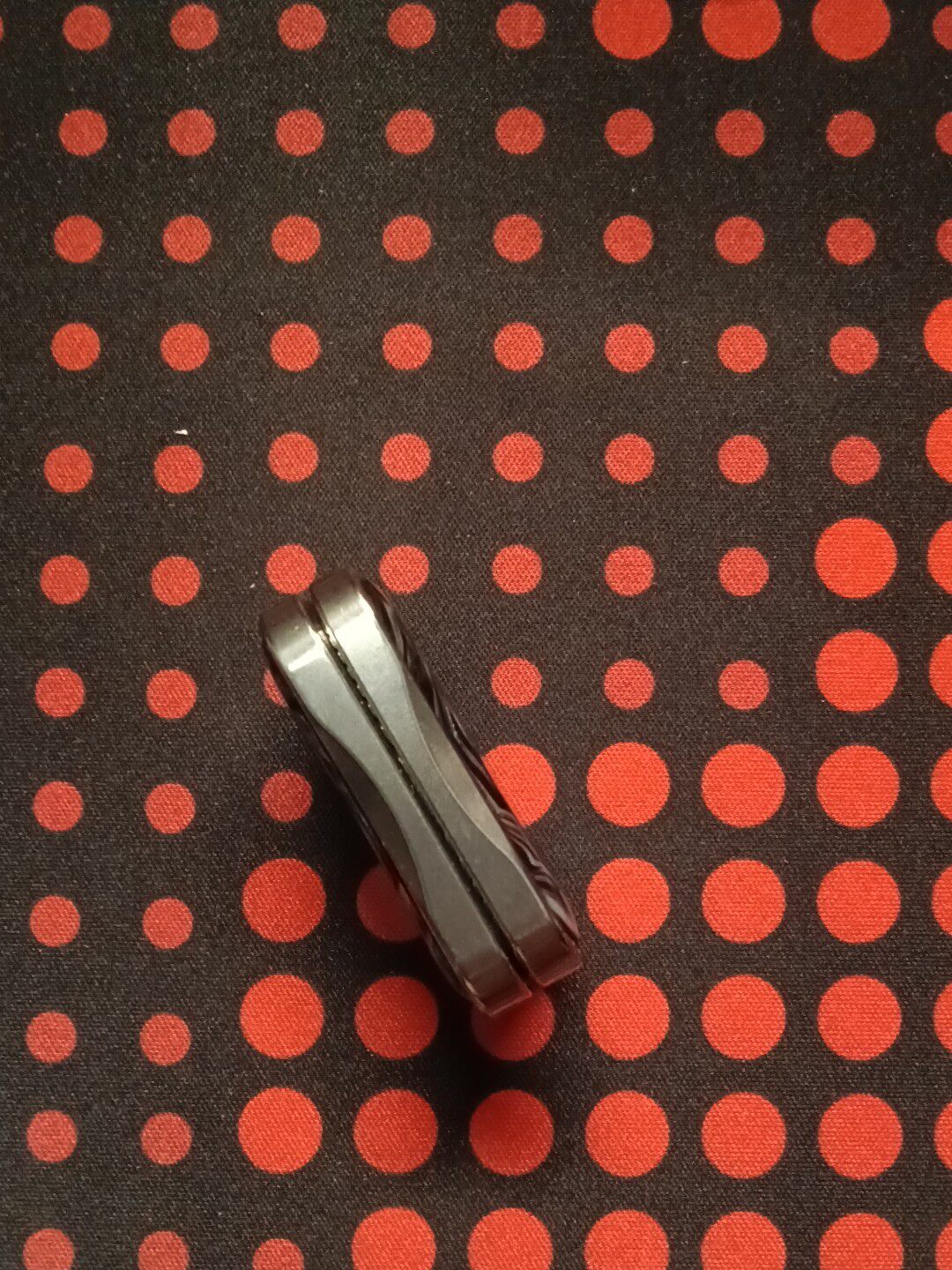 Aura Sand Stainless Steel