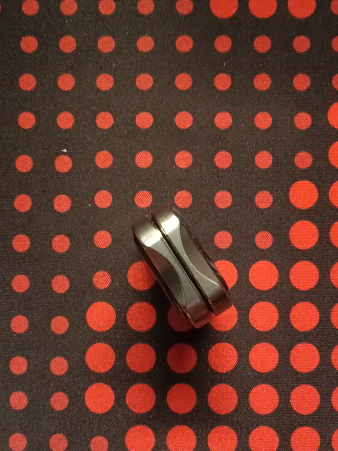 Aura Sand Stainless Steel