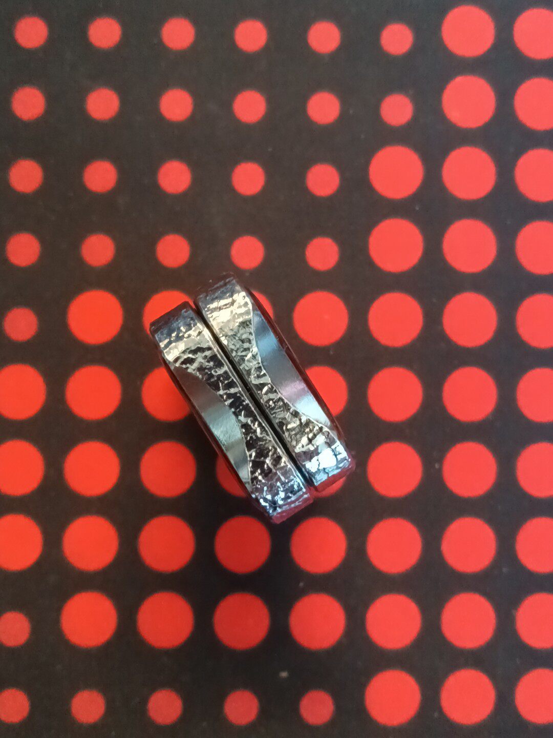Aura Sand Titanium
