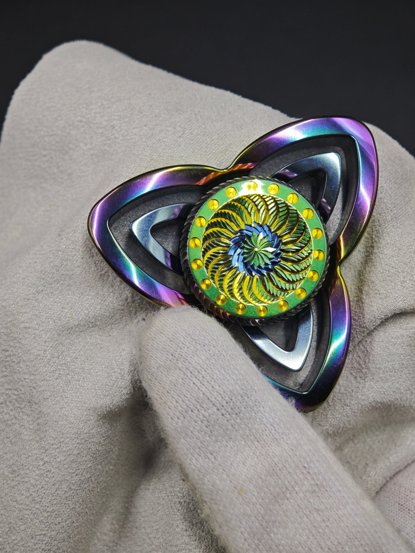 Twin Shadow Tungsten Limited Edition