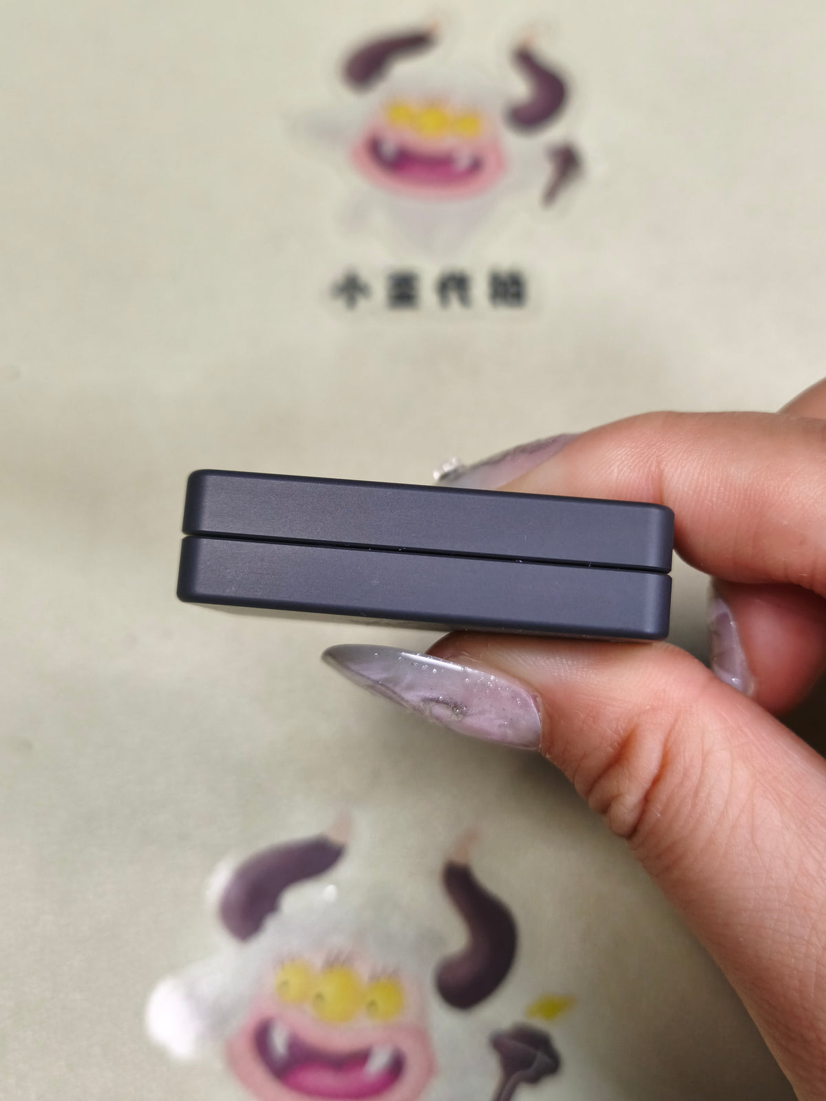 Mute Zirconium