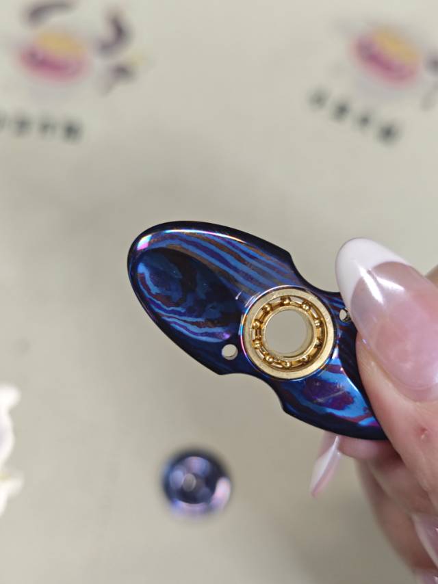 Dragonfly Zirconium Zircuti