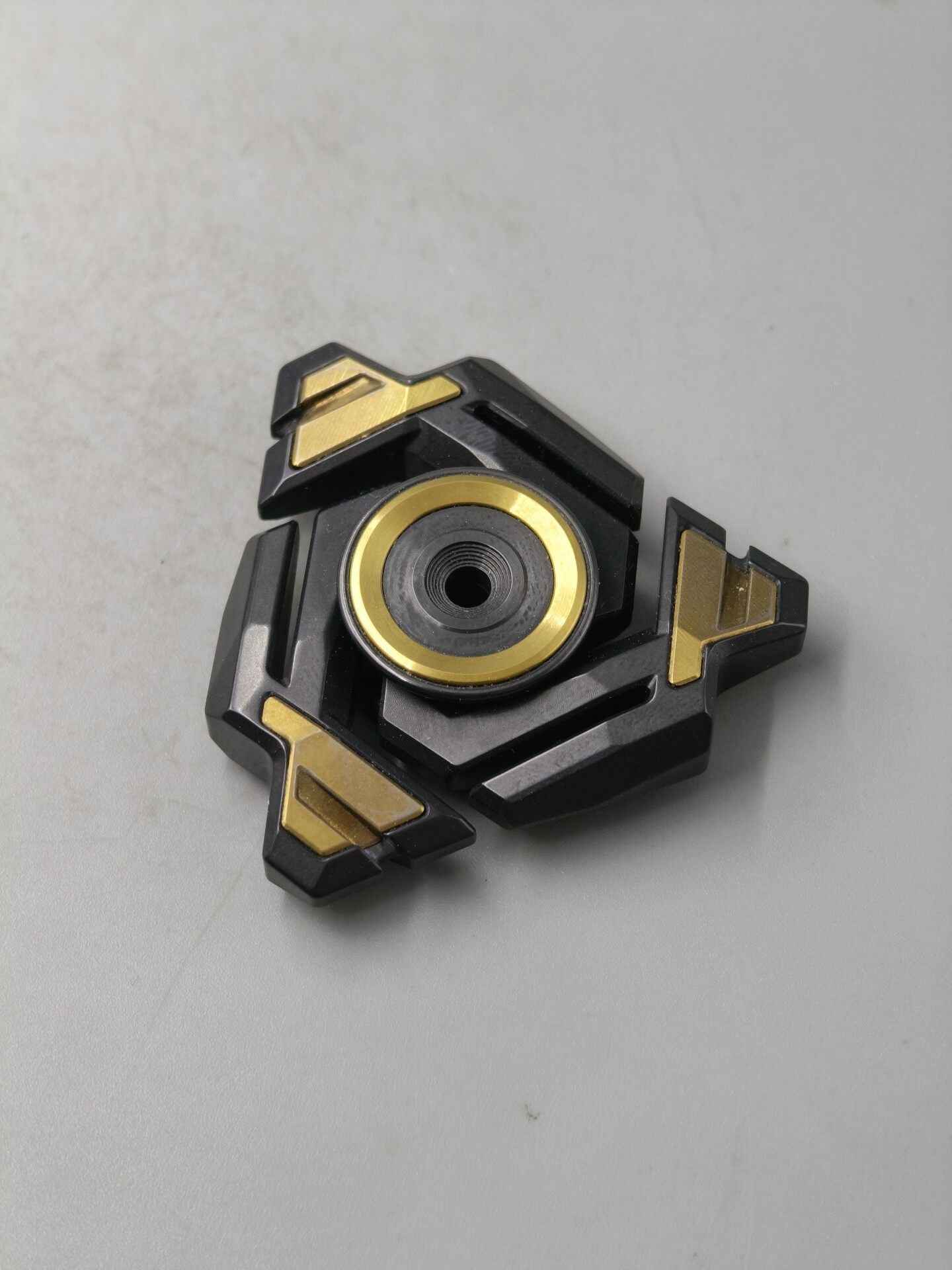 Ouroboros Zirconium Tungsten