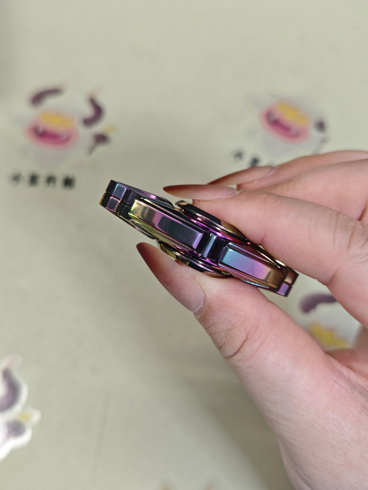 Dark Shell Opening Zirconium