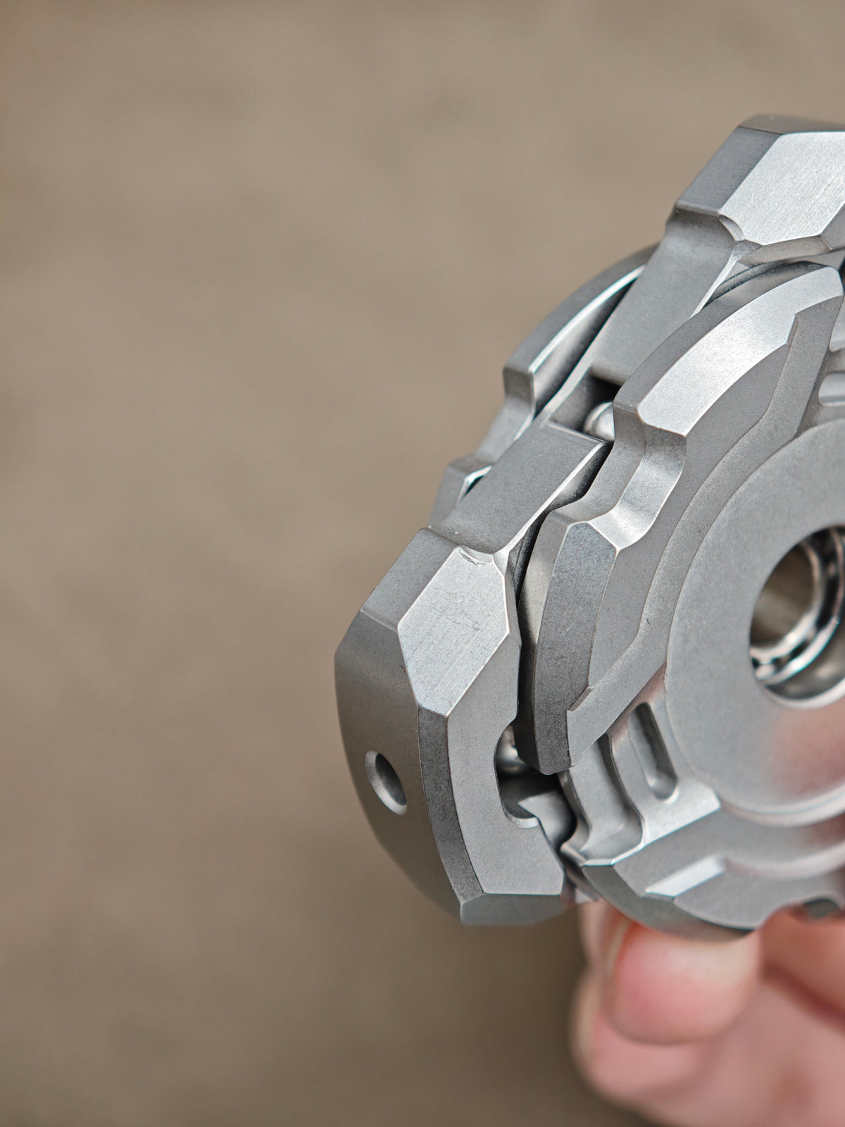 Asura Shell Opening Stainless Steel