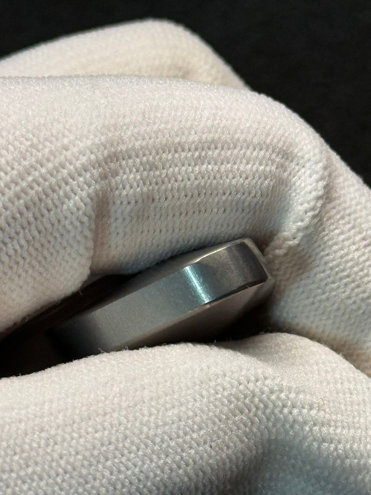 Bird Tungsten