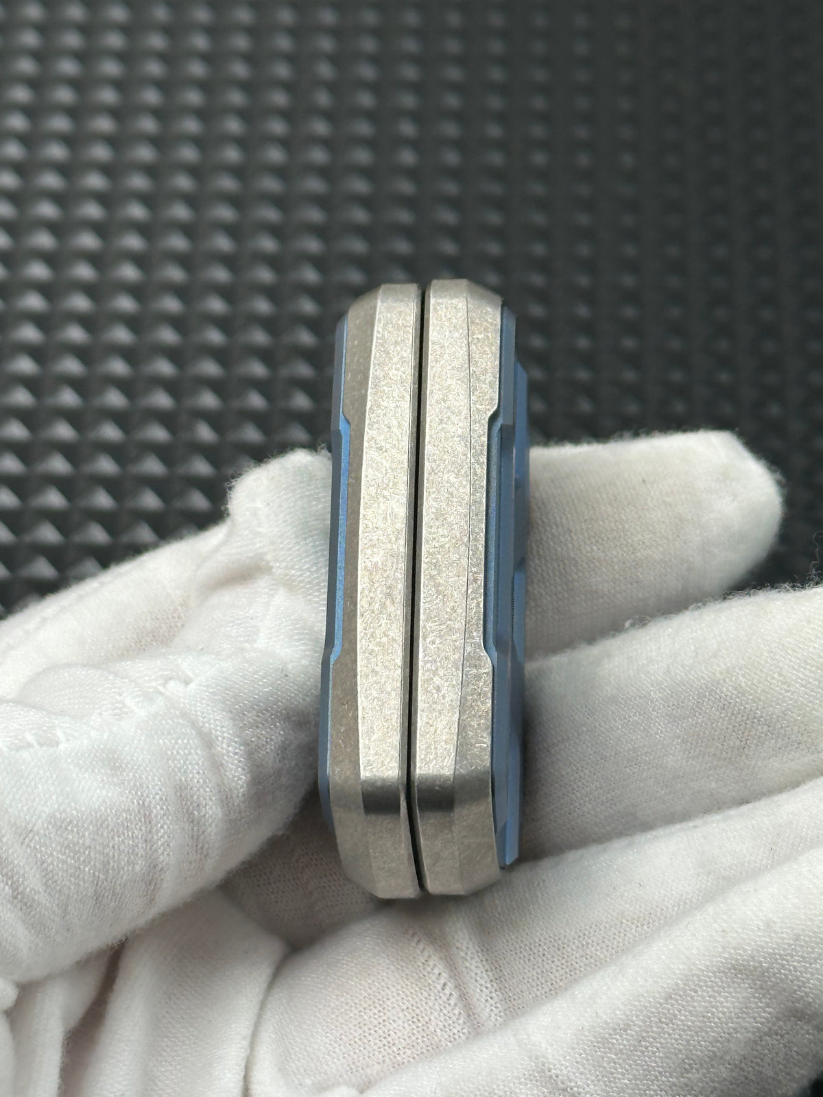 Gamut Titanium