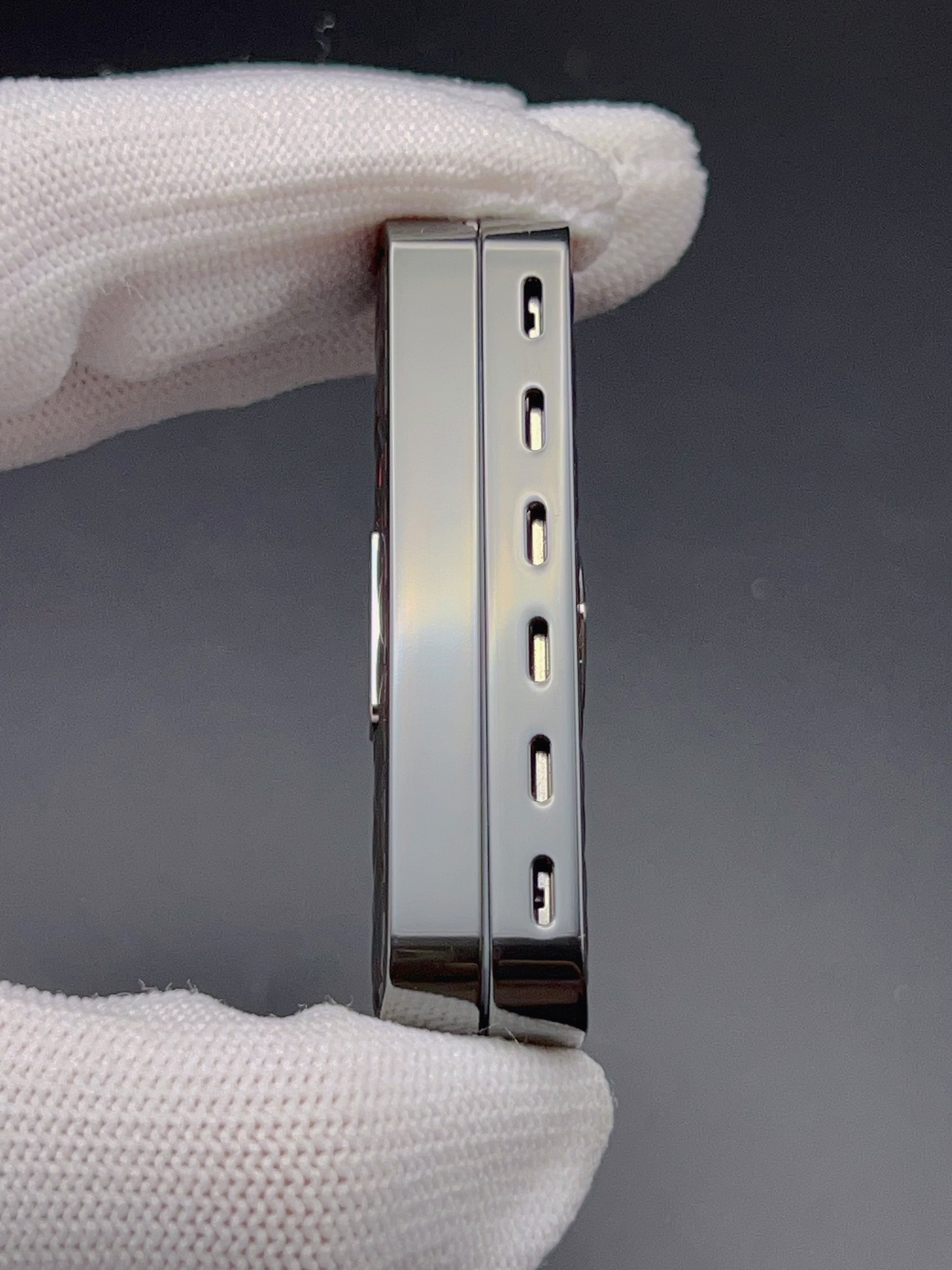 Feng Ling Zirconium