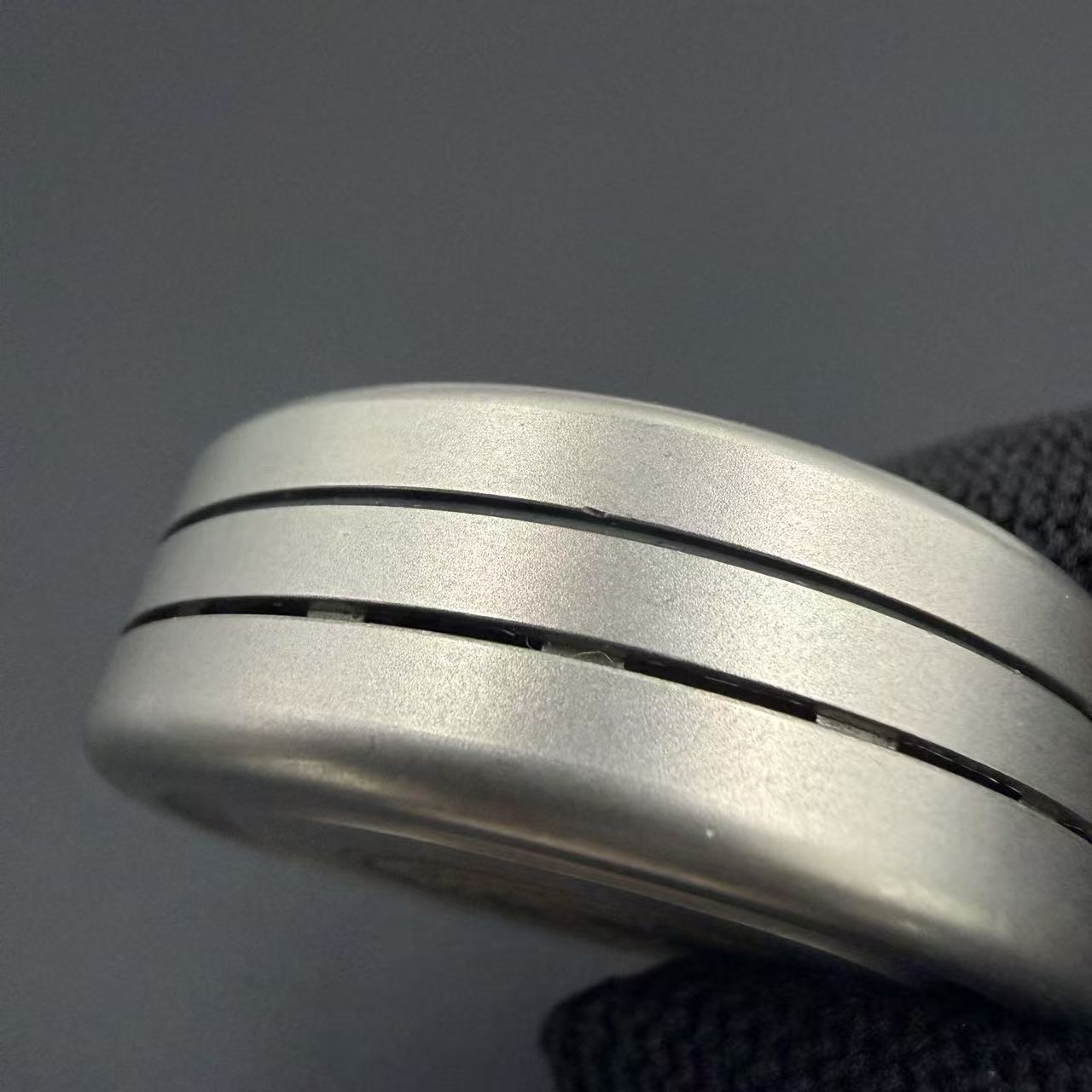 Schrodinger Katze Ratchet Titanium