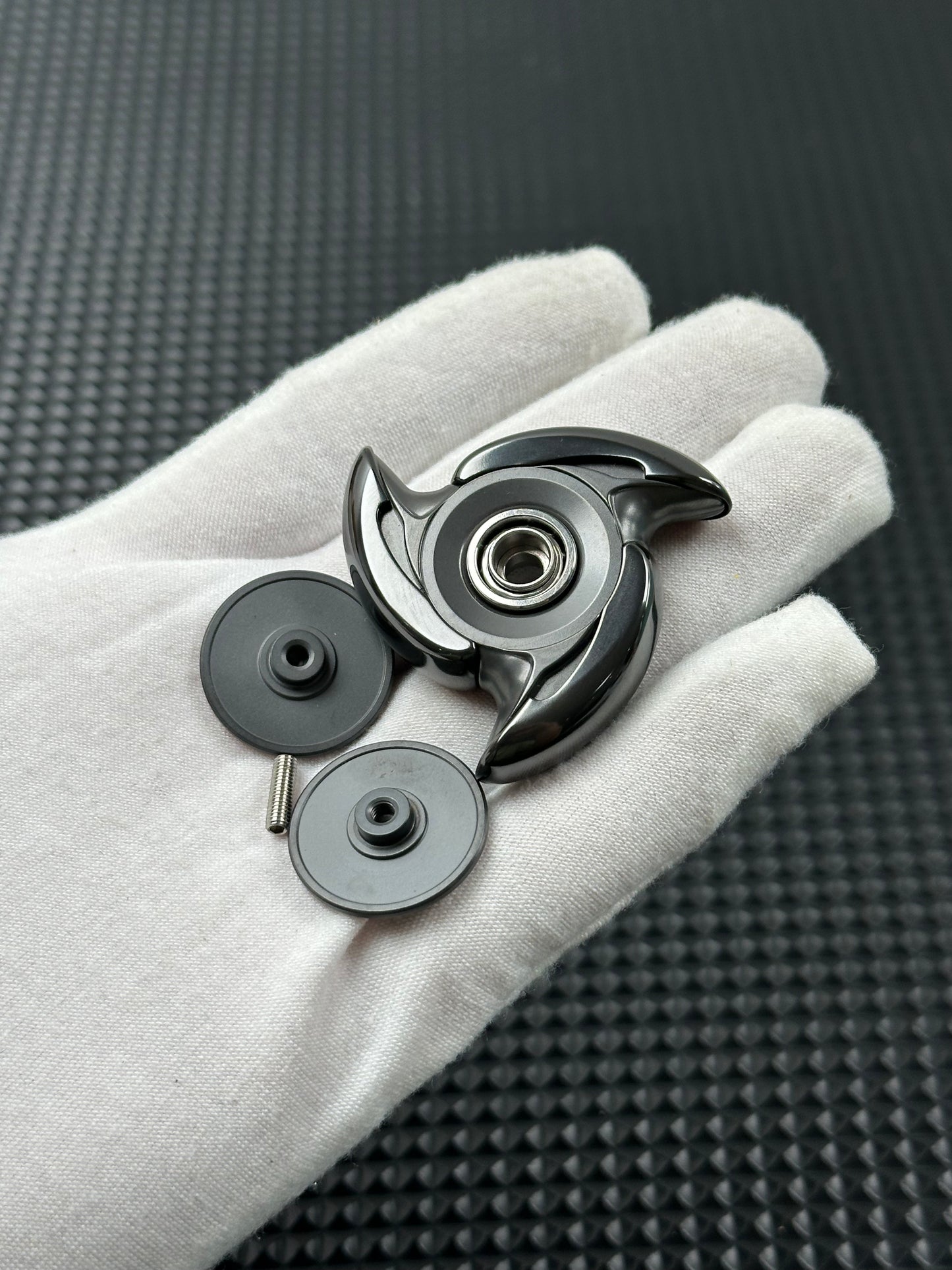 Liquid Zirconium