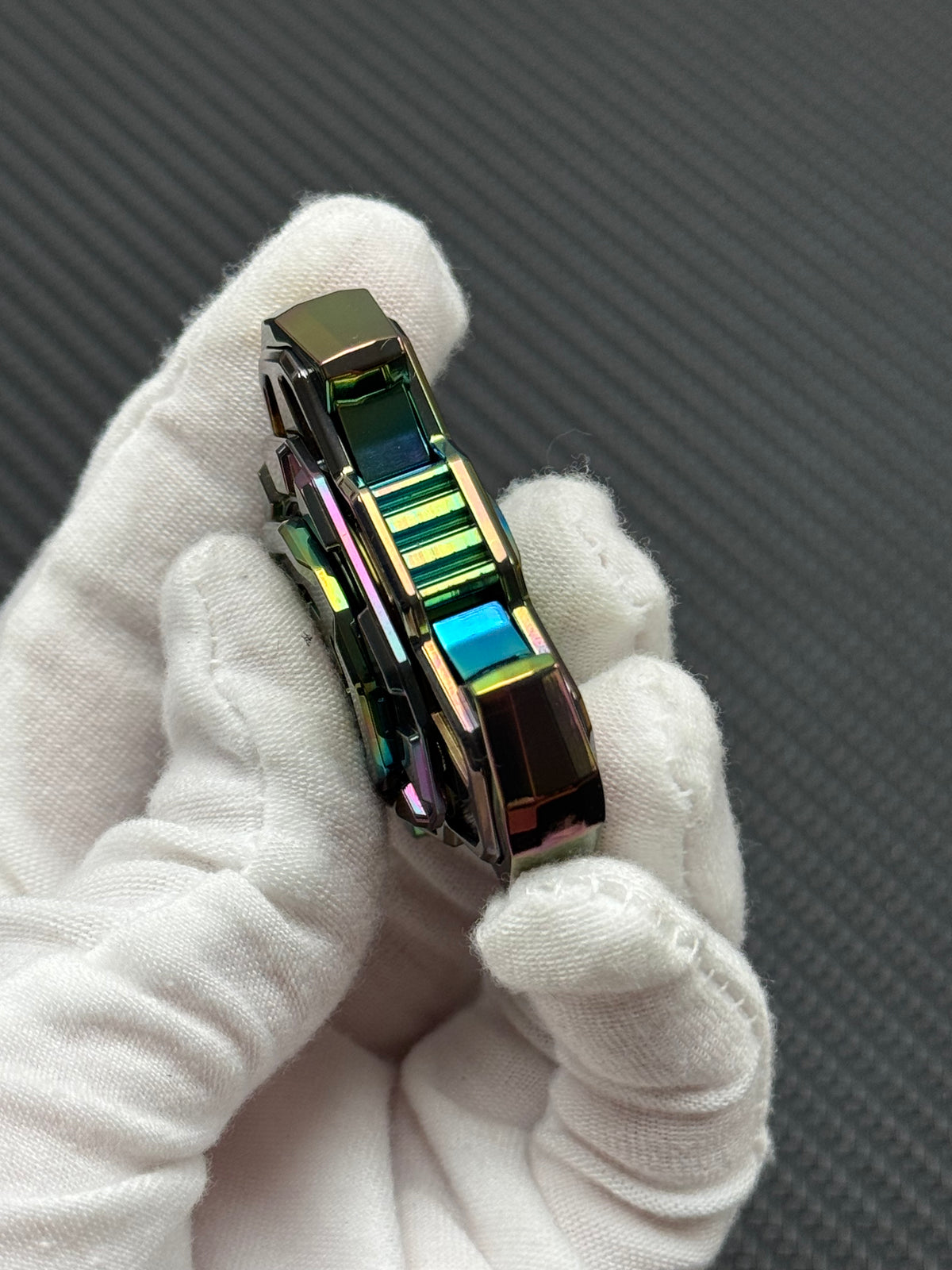Triple Leaf Ignition Shell Opening Zirconium Engraved Polished