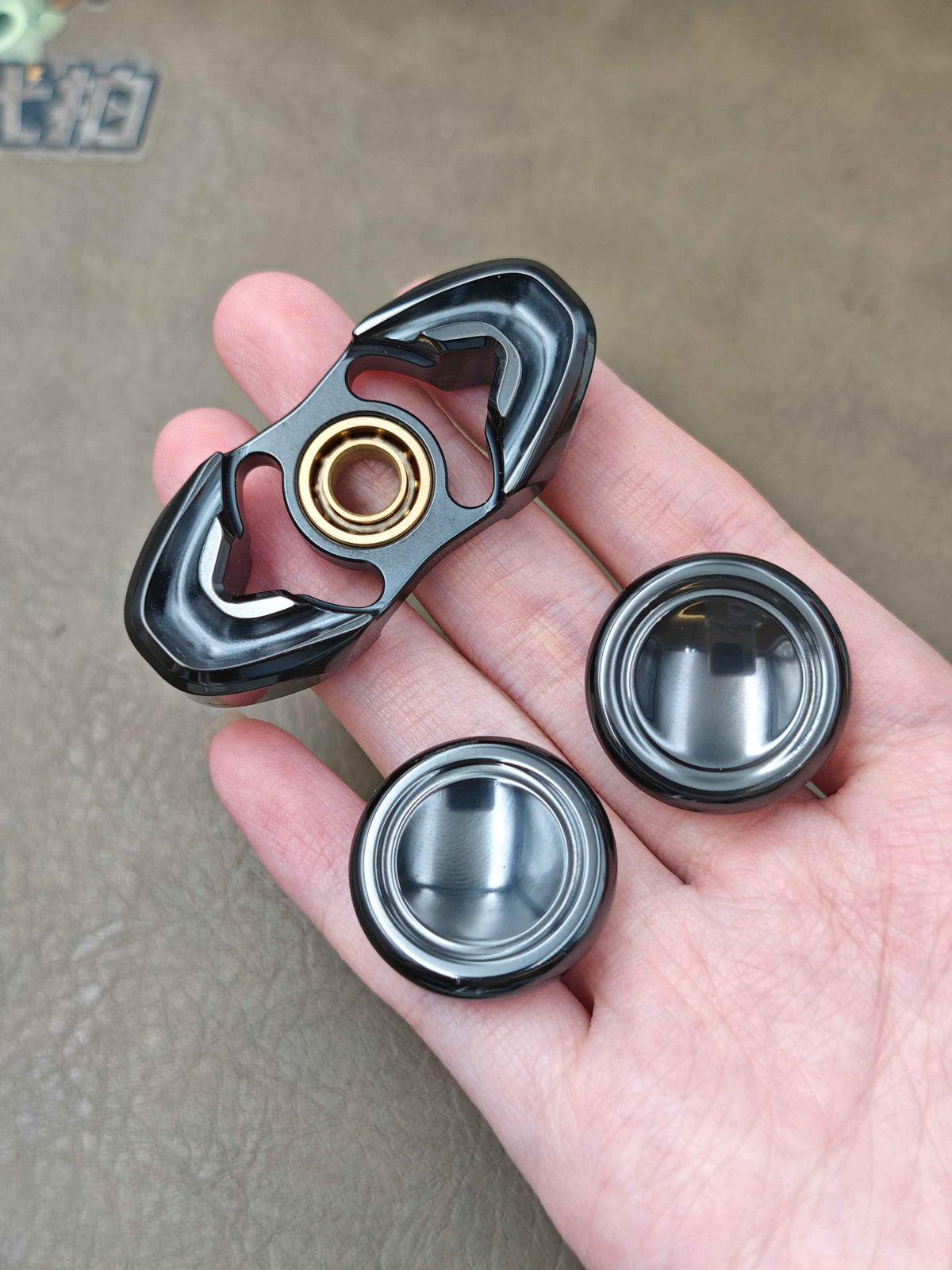 Pan Yixian Zirconium