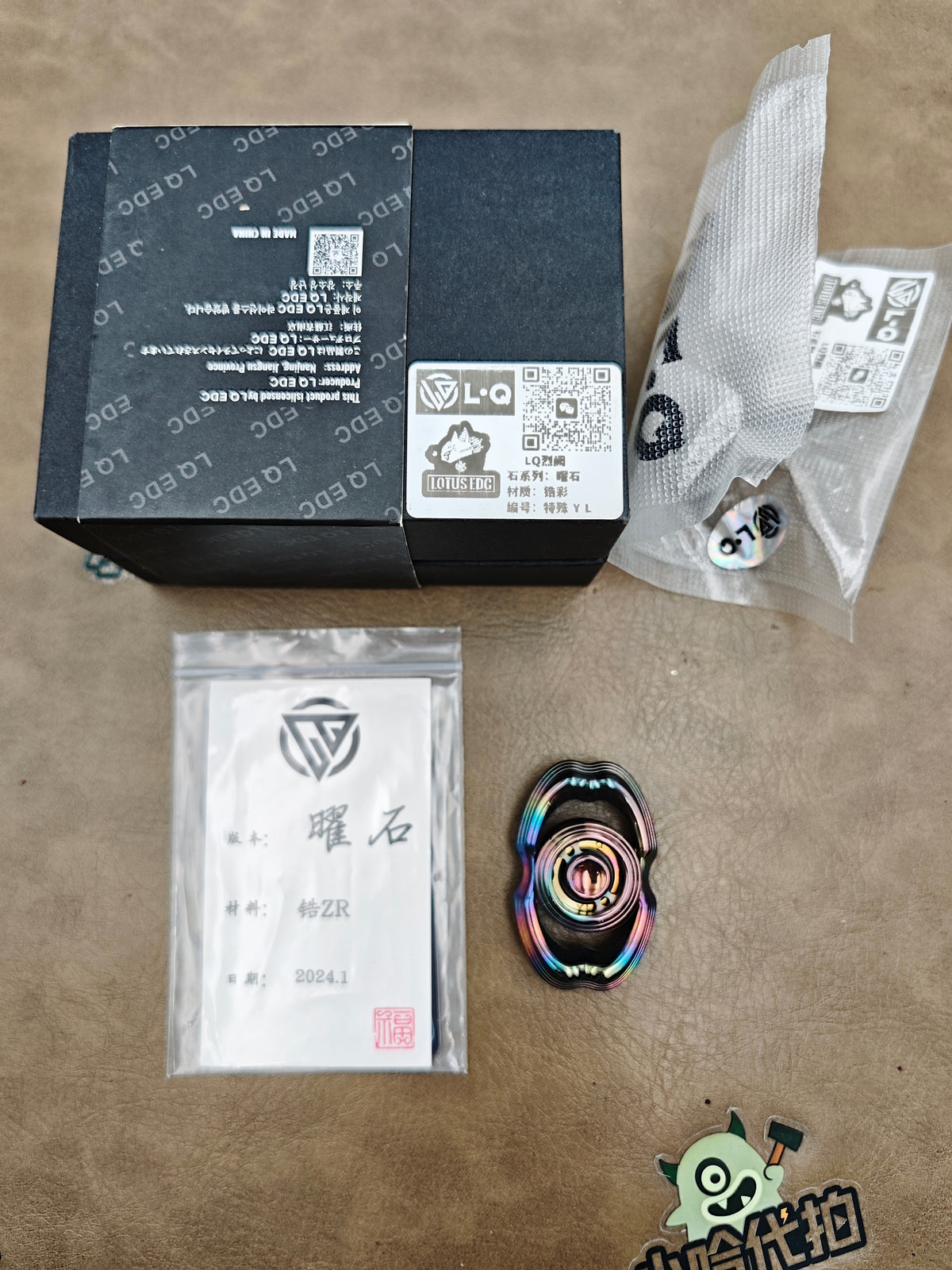 Obsidian Crystalized Zirconium Oil Slick