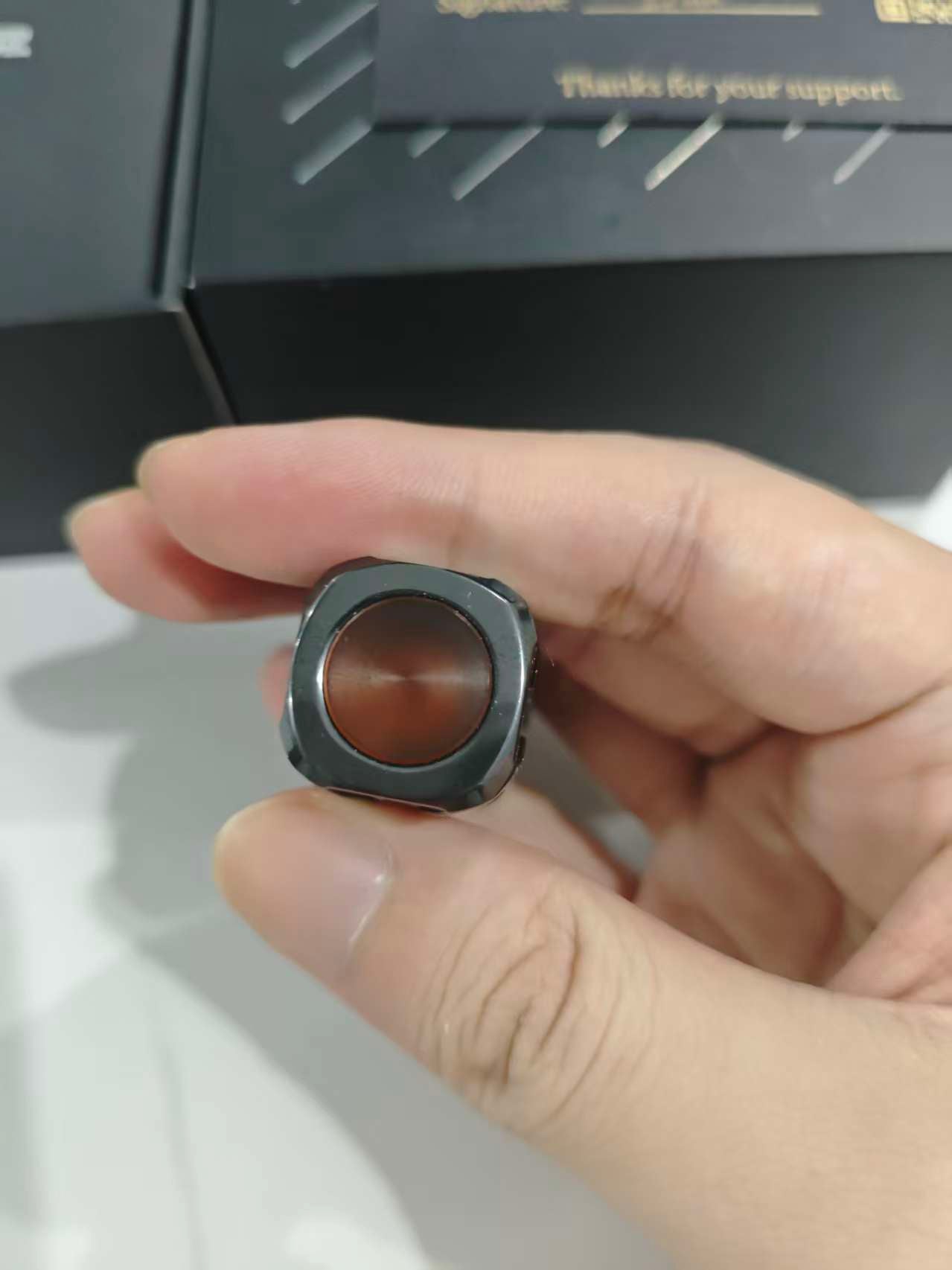 Phase Zirconium