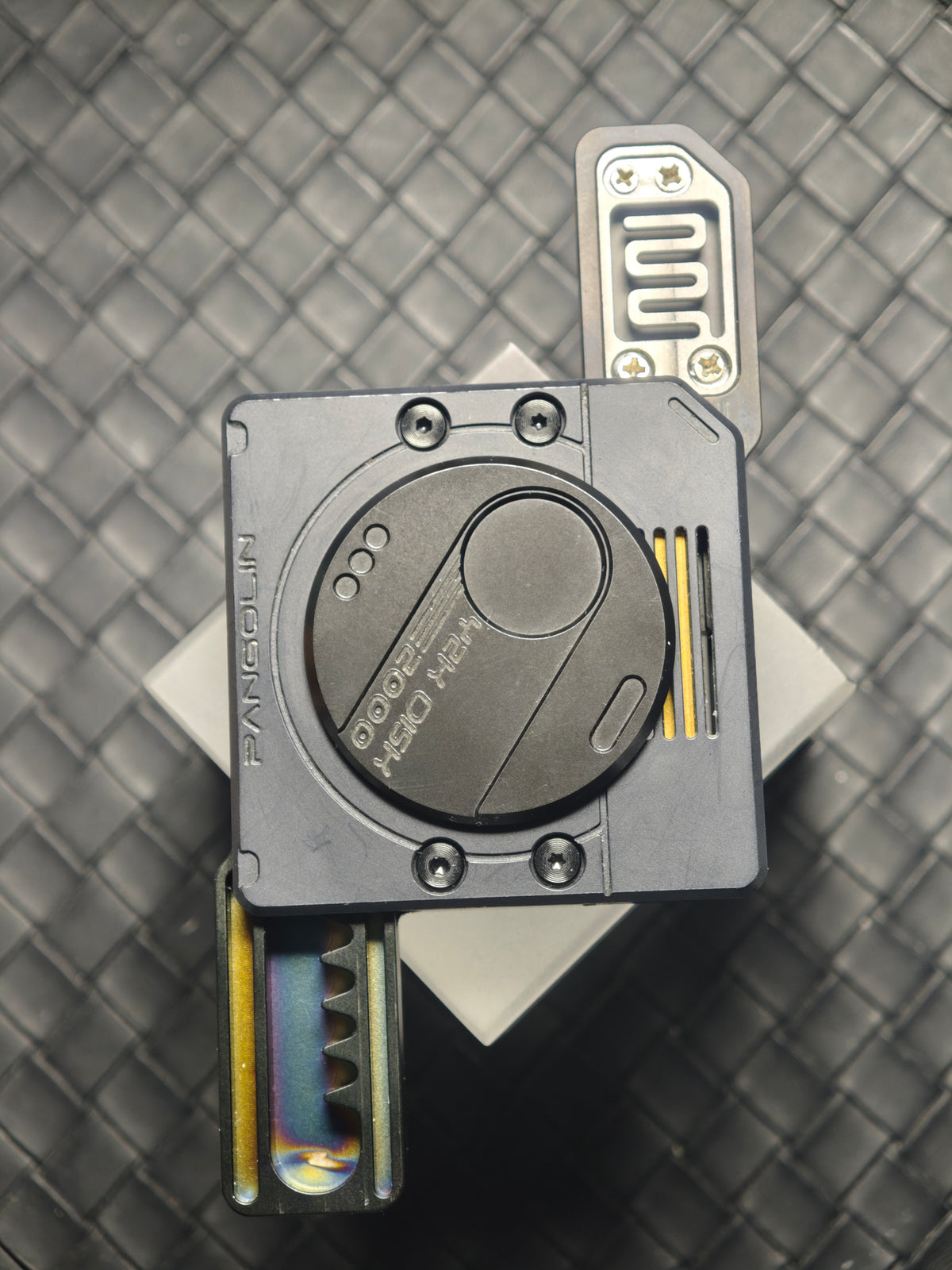 Millennium Y2K Disk Titanium