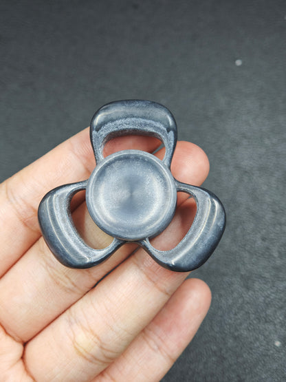 Three-Leaf Horizon Tantalum