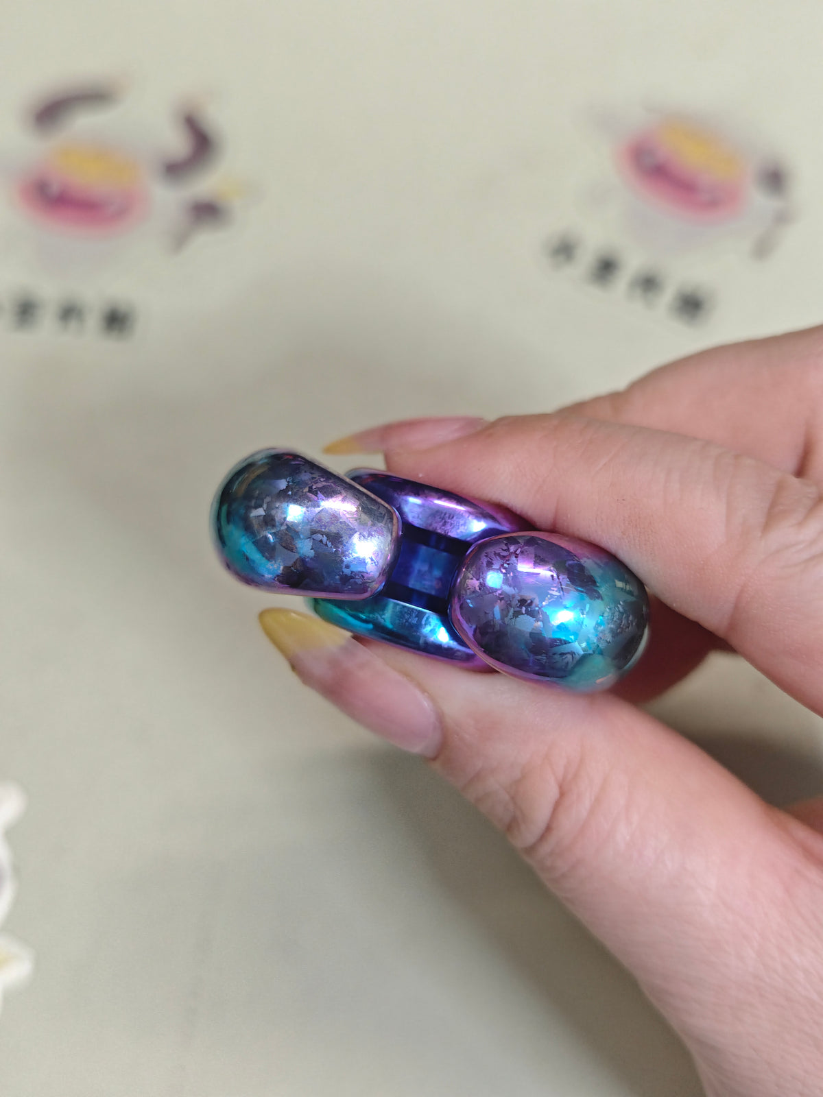 sandan Crystallized Titanium