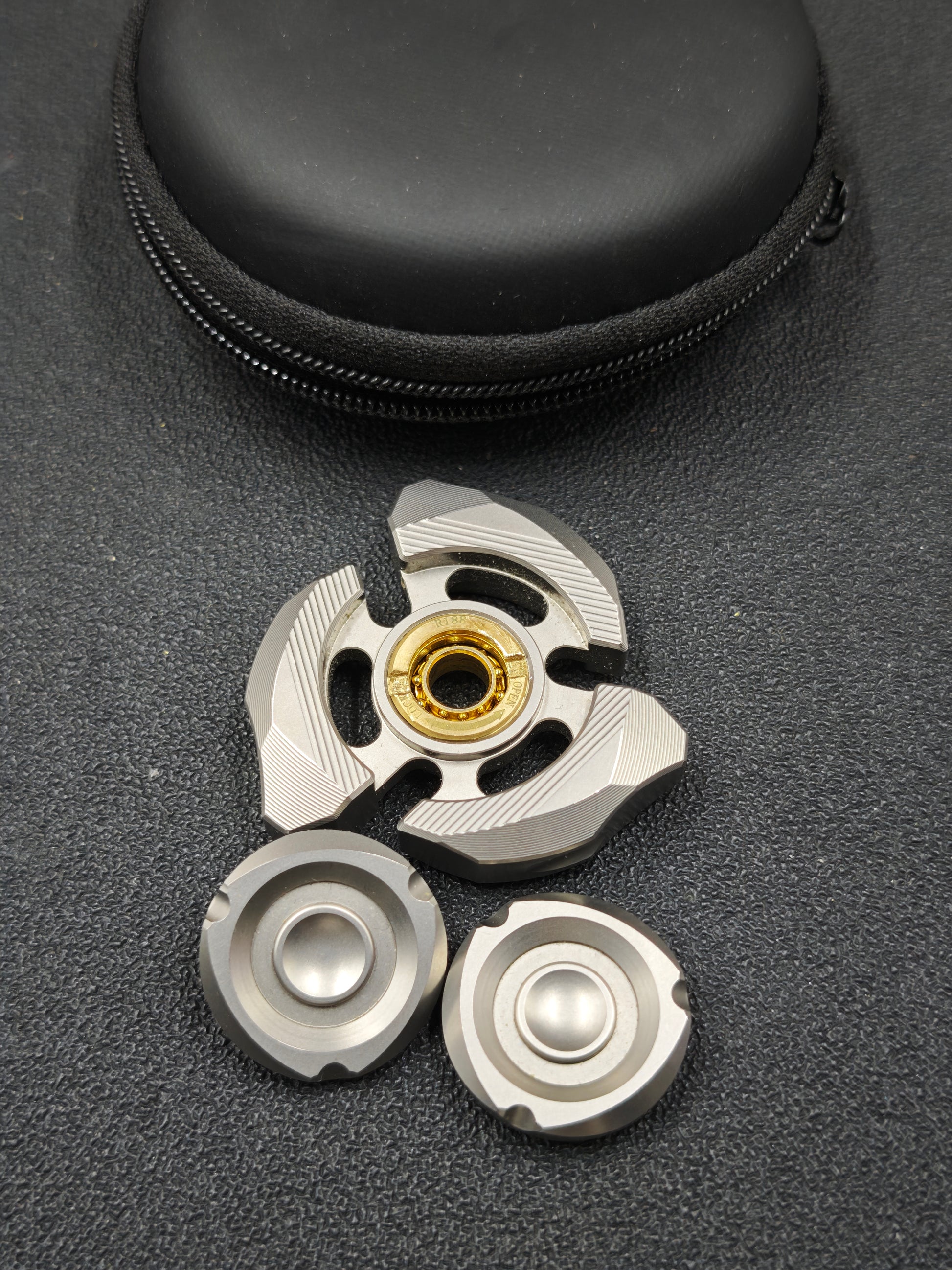 Spin Motion Titanium