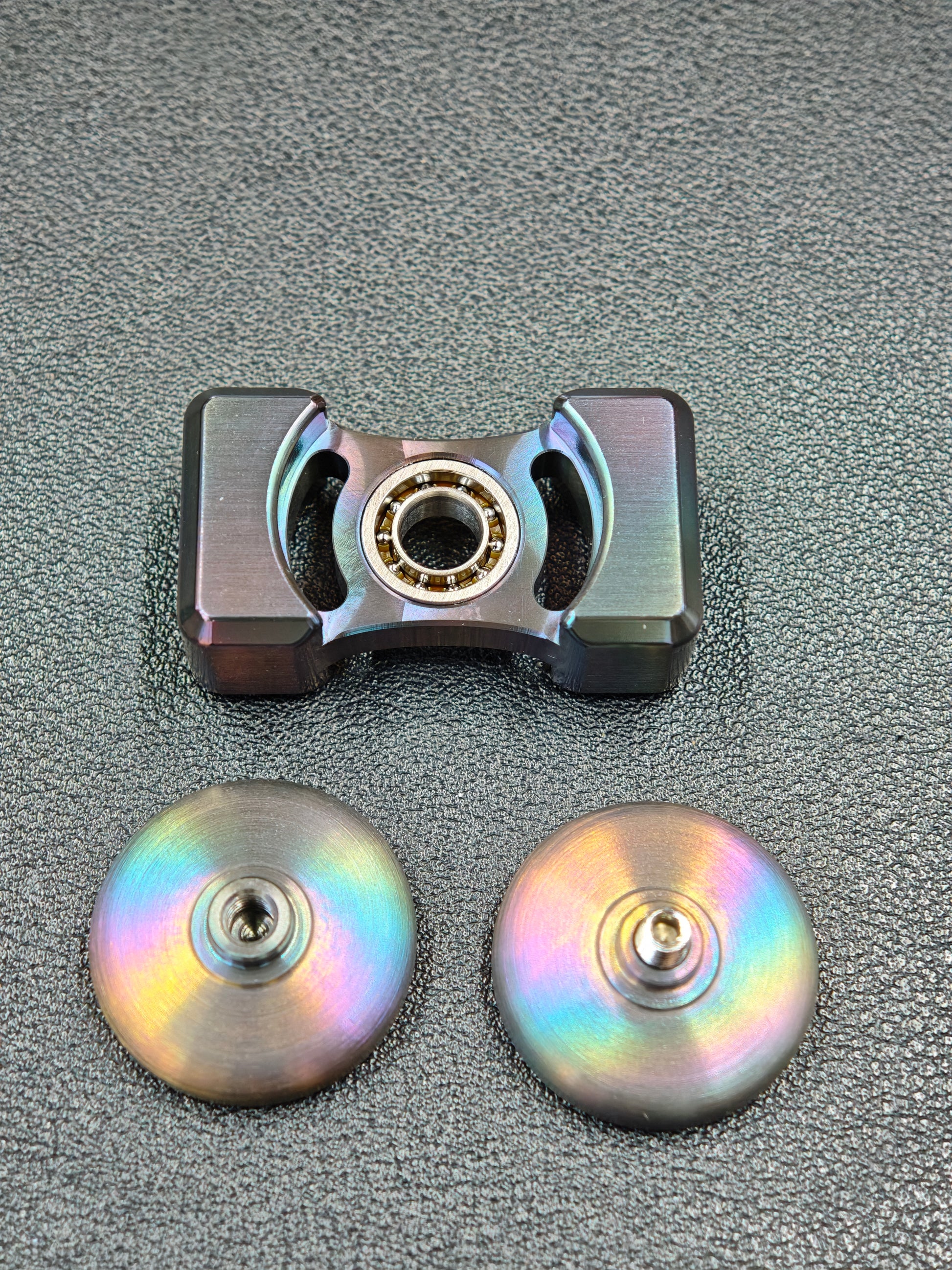 Two-Leaf Impact Zirconium Oil Slick