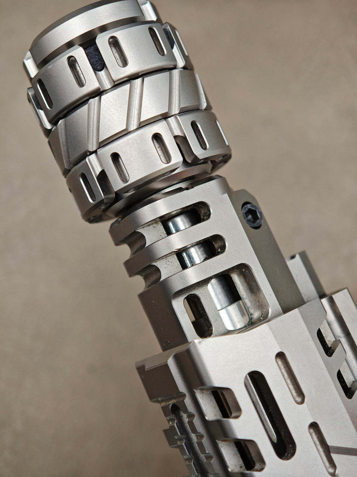 Punnk Titanium