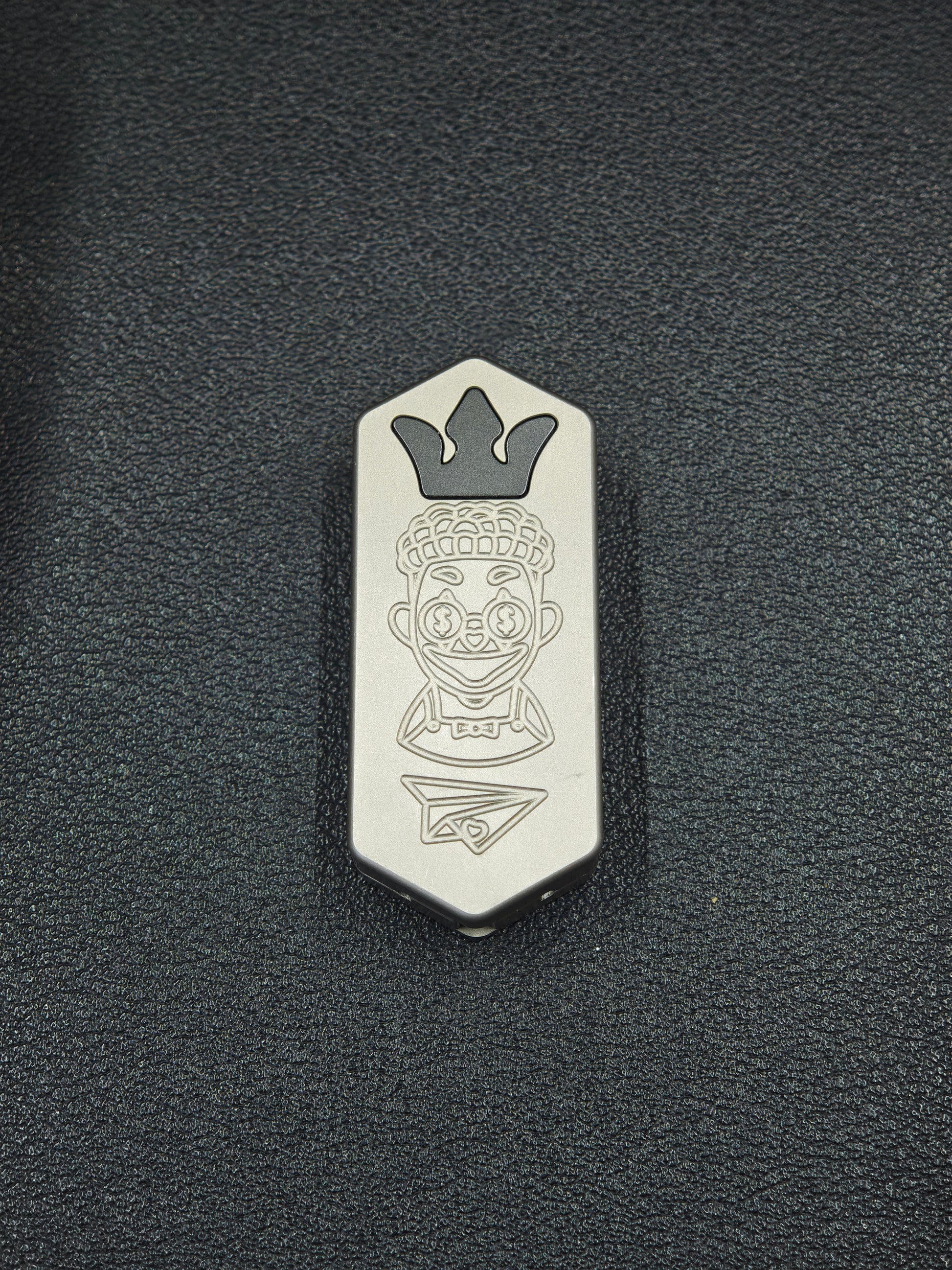 Plane Titanium