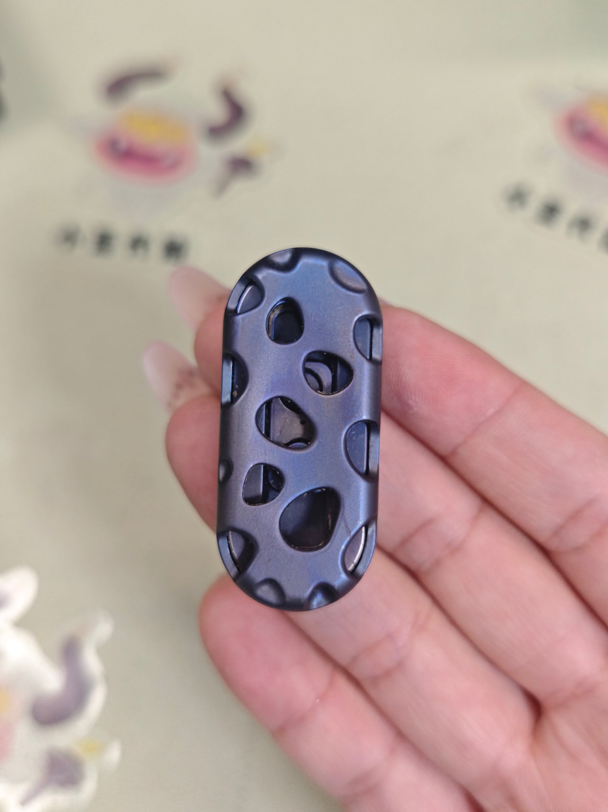 Top B Titanium