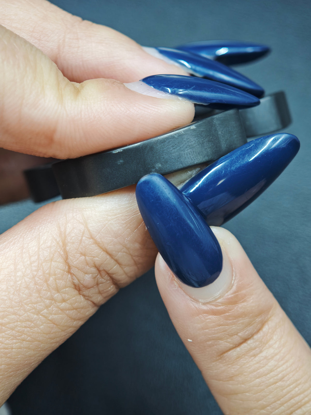 Yungong Xunyin Zirconium