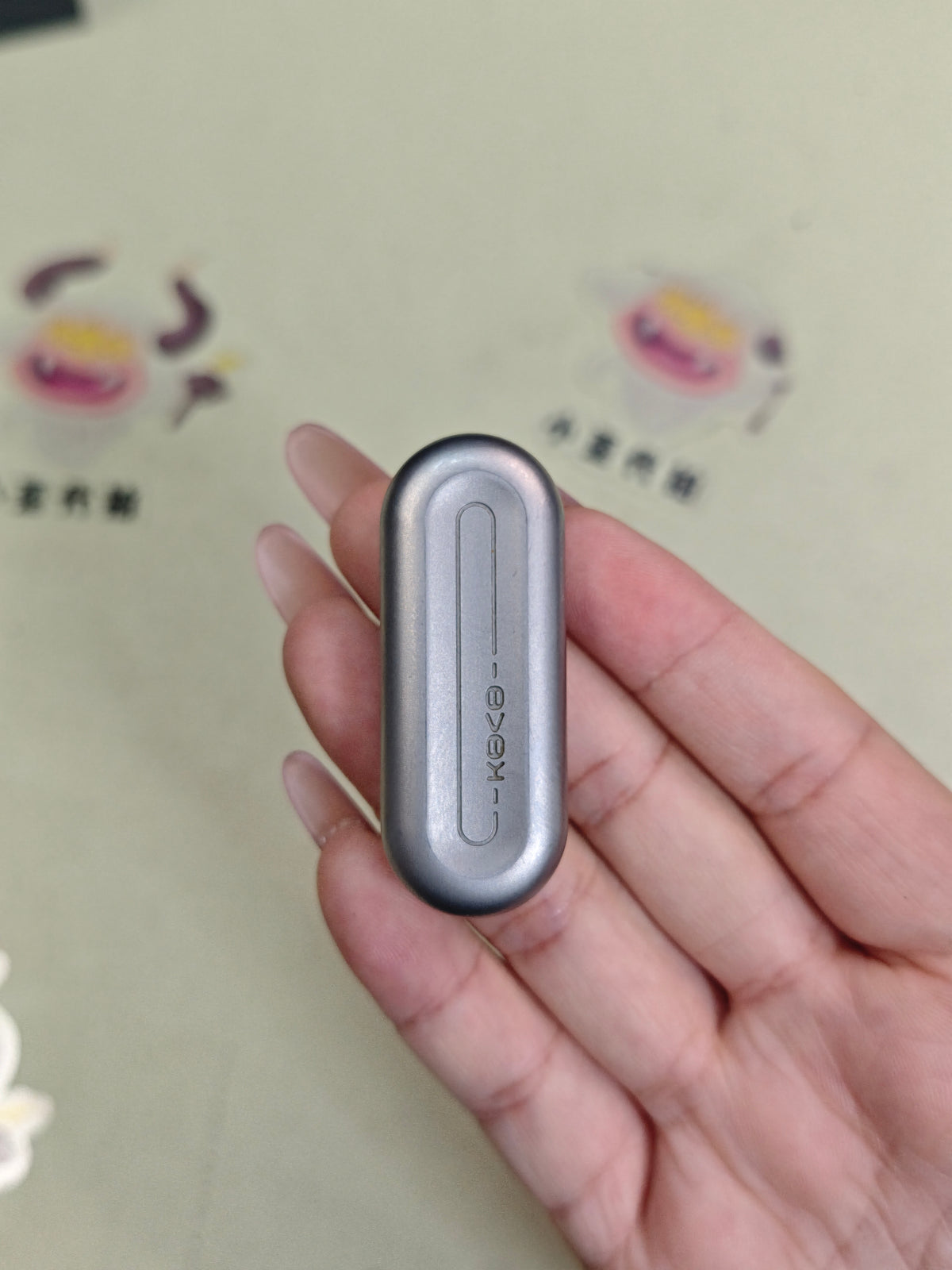 Floating Cloud Titanium